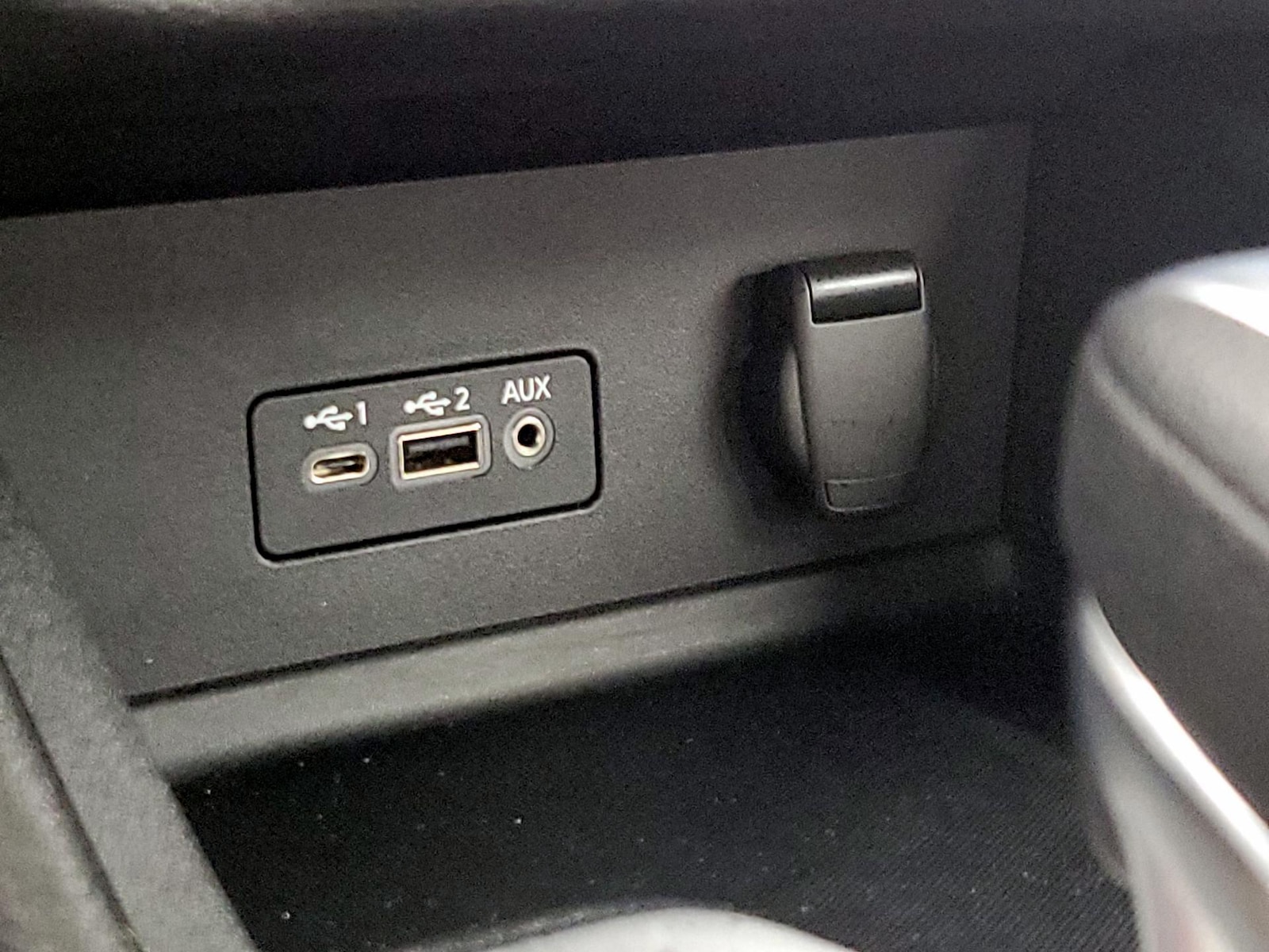 2023 Nissan Sentra SV - Photo 19
