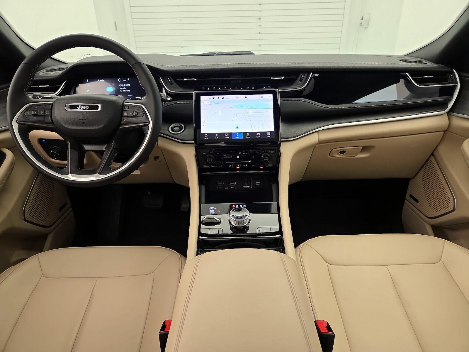 Apple CarPlay® & Android Auto™