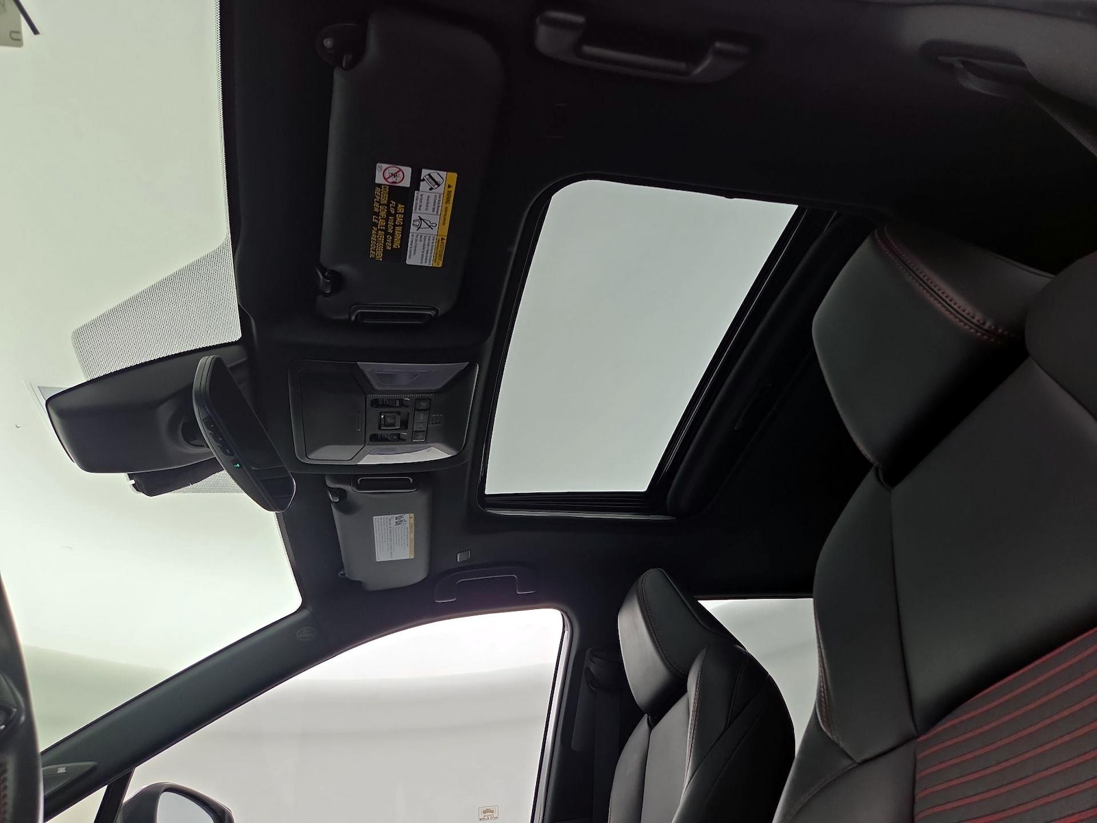Sunroof(s) & Overhead Airbags