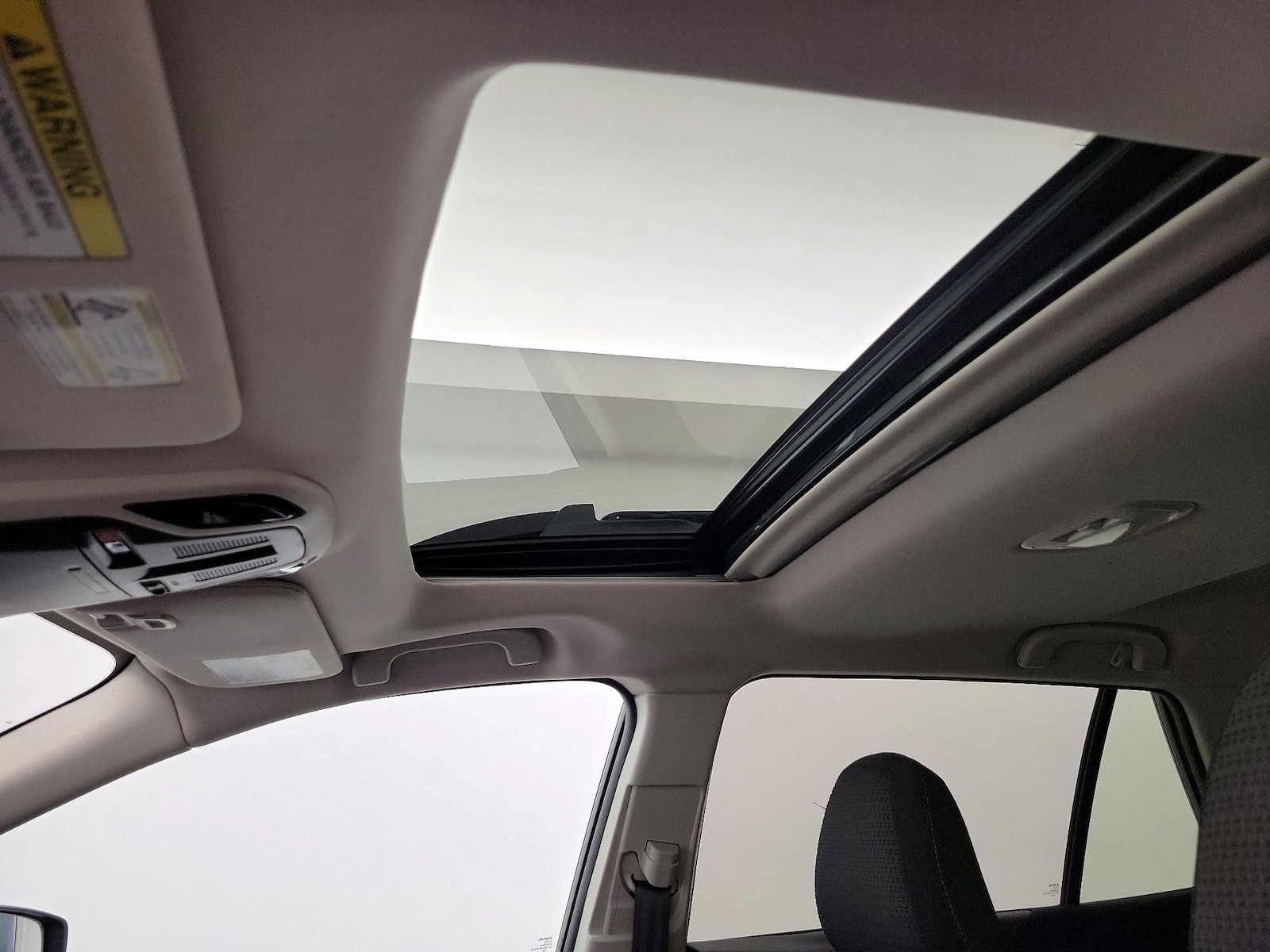 Sunroof(s) & Overhead Airbags