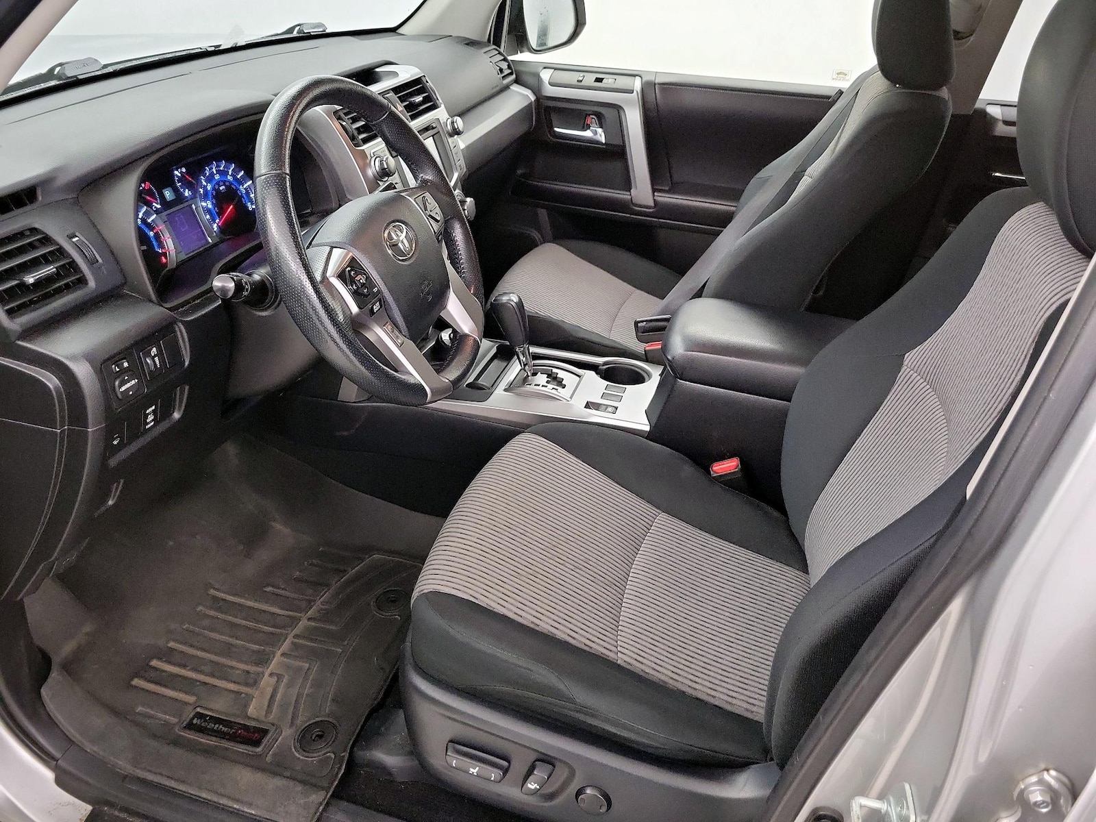 Power Seat(s) & Side Airbags