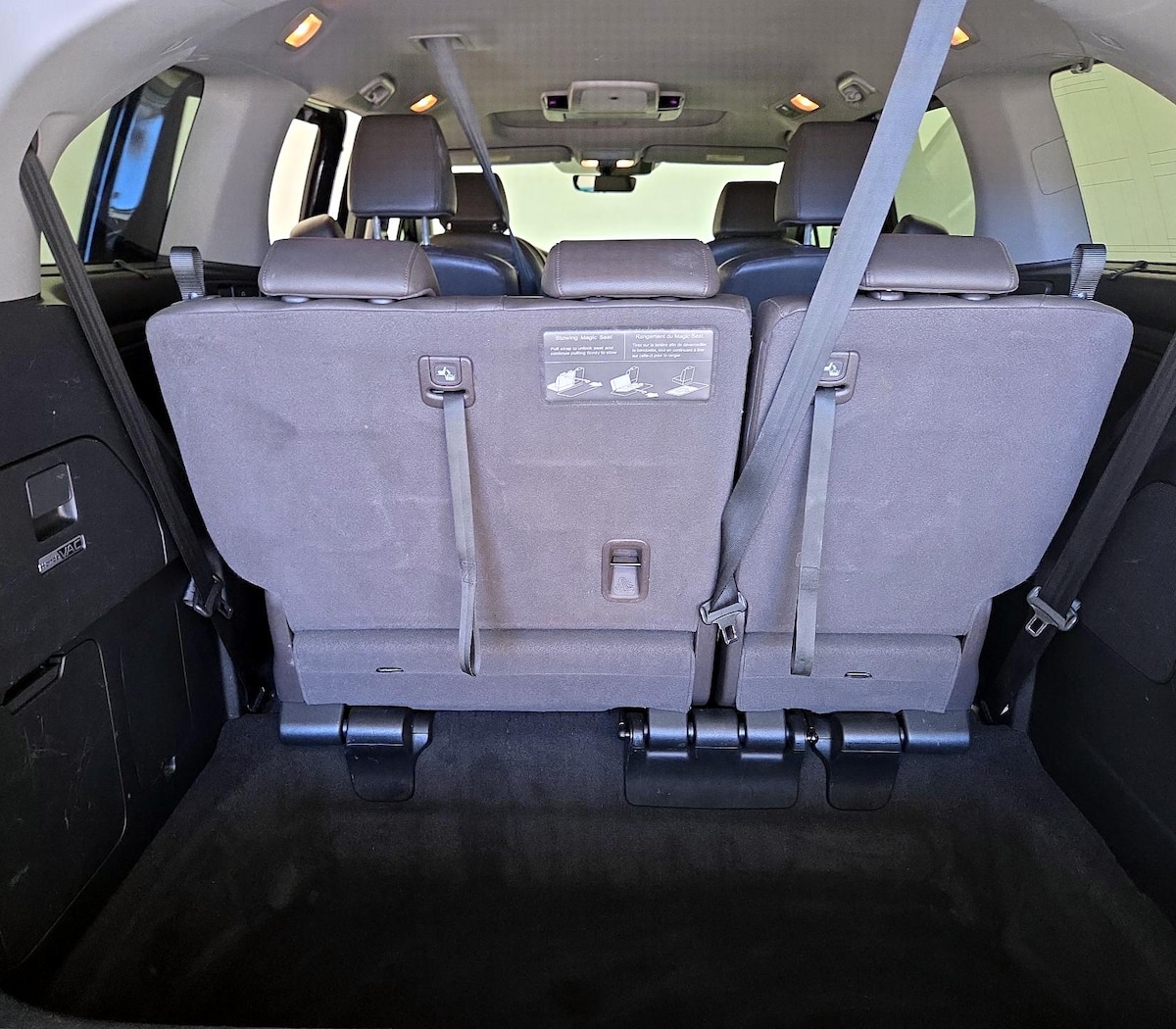 Trunk/Cargo (Seats Up)