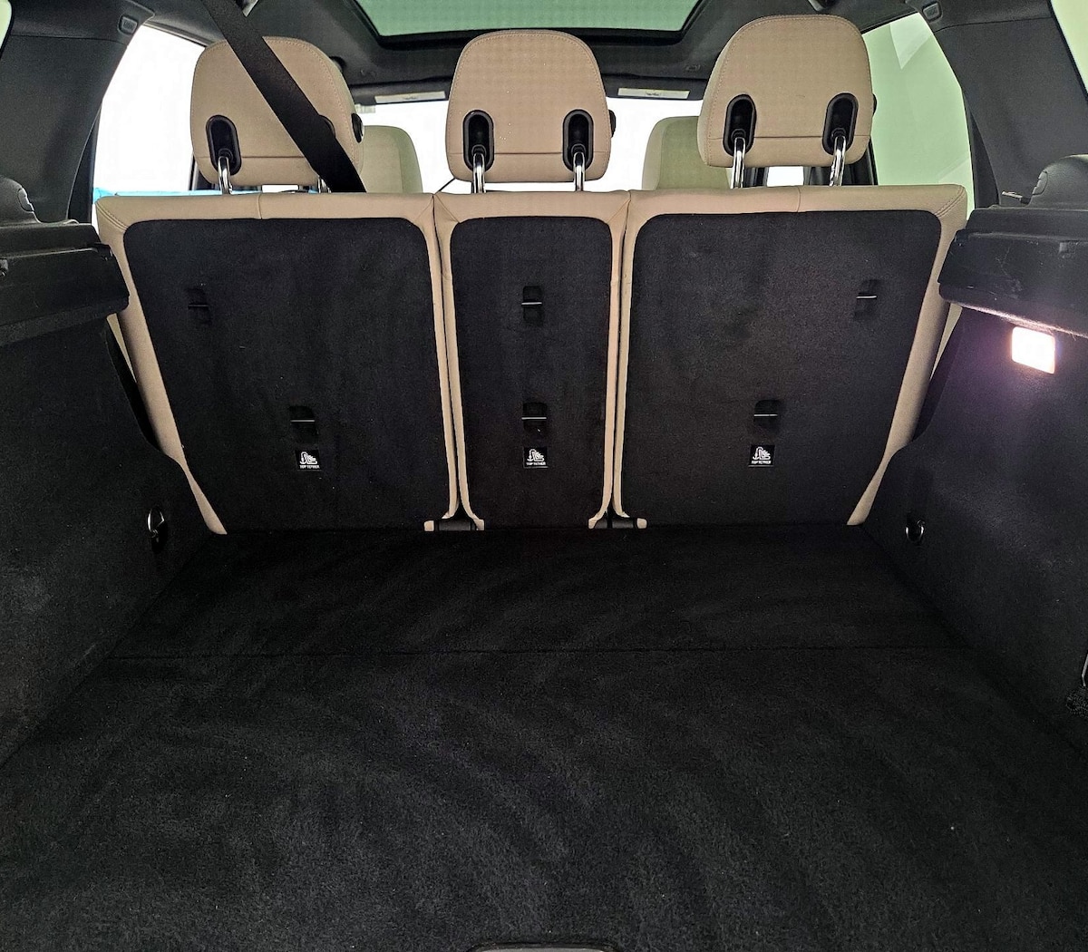 Trunk/Cargo (Seats Up)