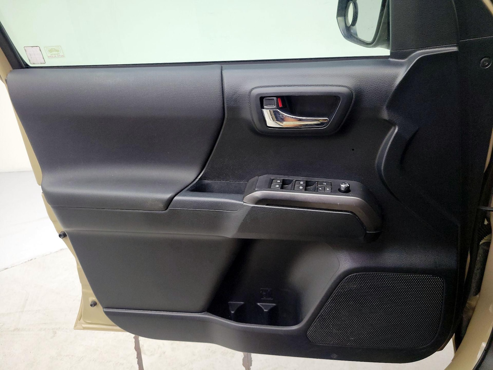 2016 Toyota Tacoma TRD Sport - Photo 13