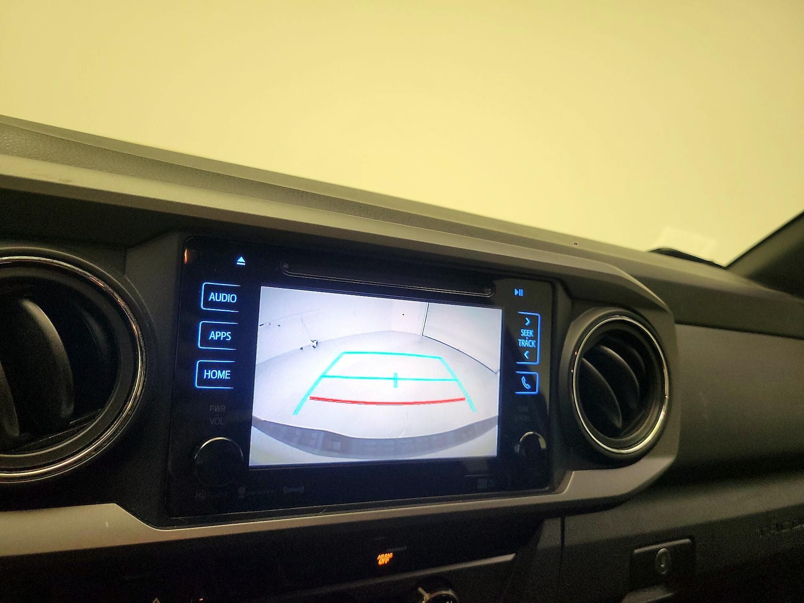 2016 Toyota Tacoma TRD Sport - Photo 16