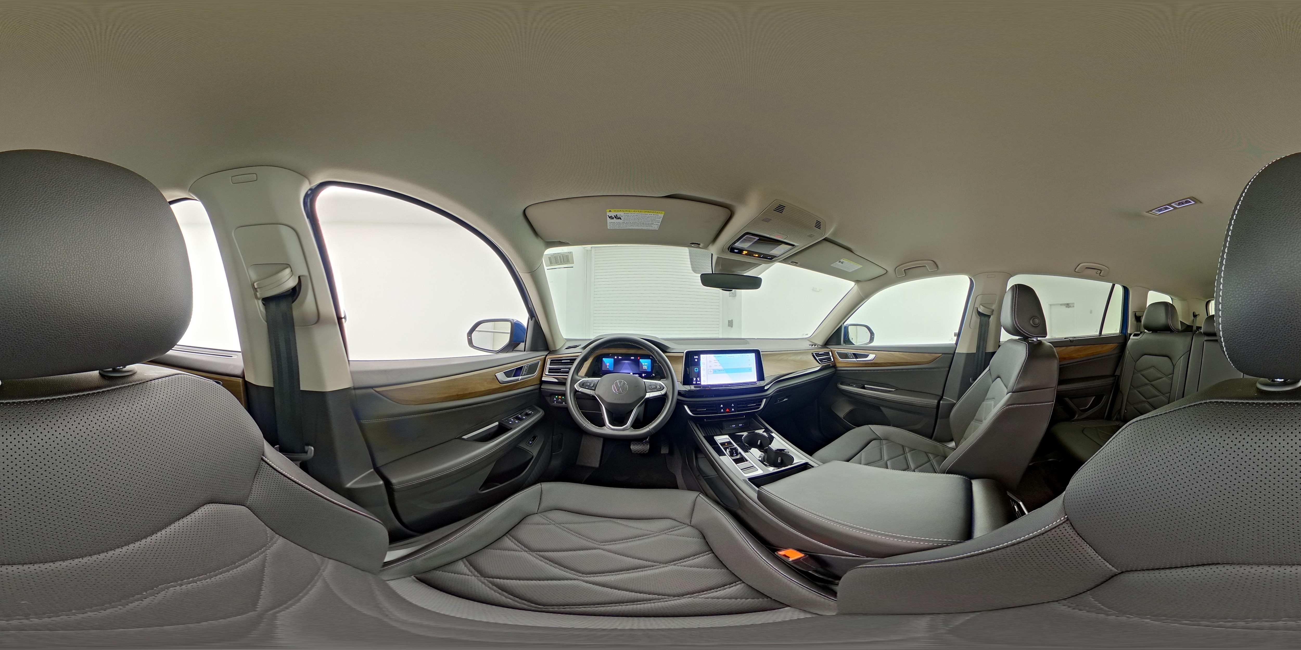 2025 Volkswagen Atlas SE w/Tech - Photo 28