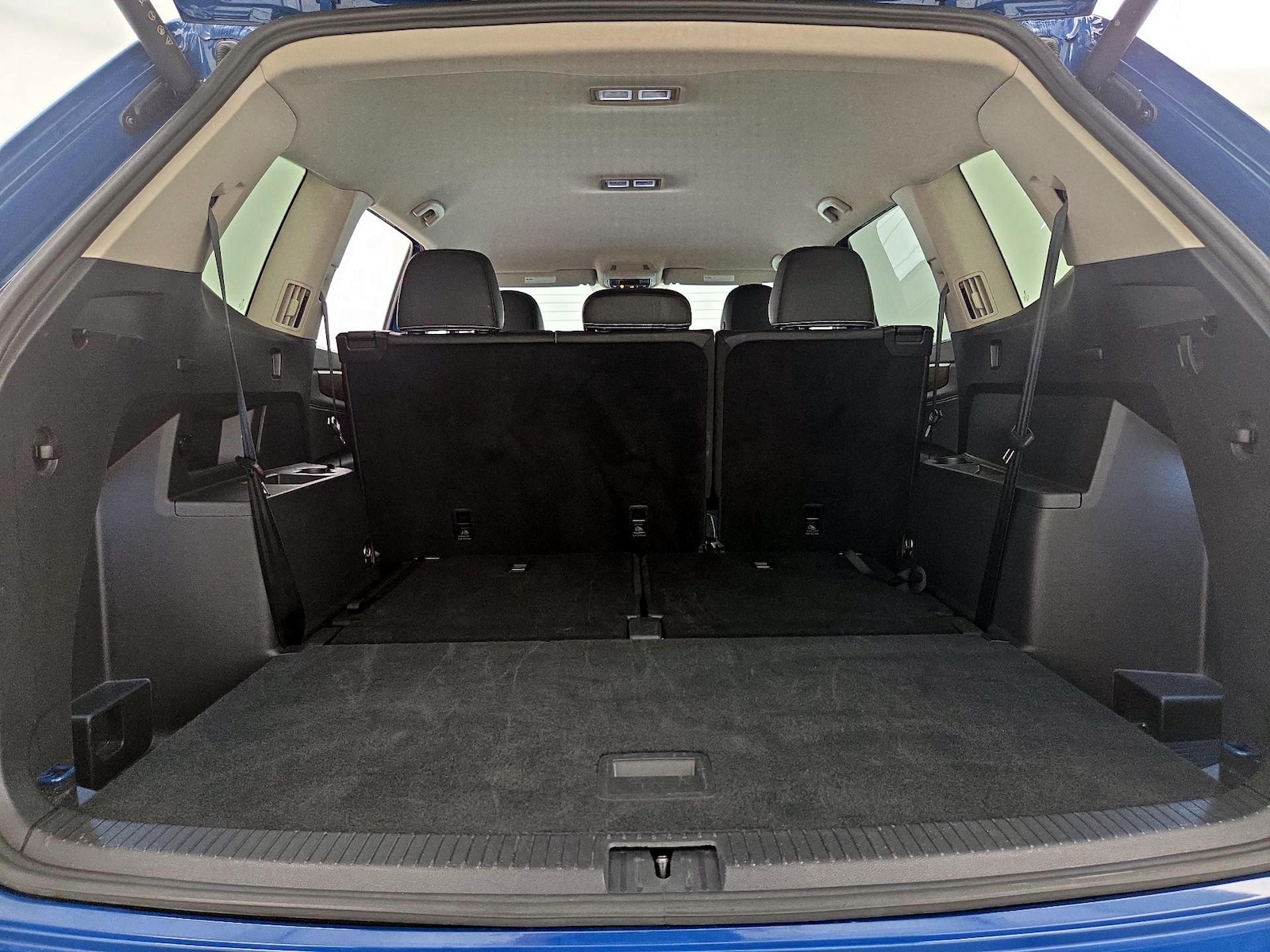 2025 Volkswagen Atlas SE w/Tech - Photo 23
