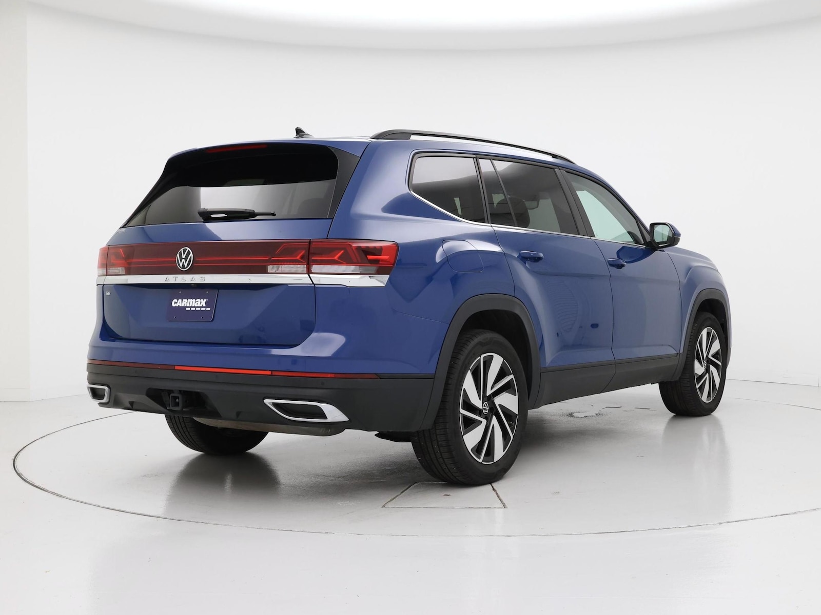 2025 Volkswagen Atlas SE w/Tech - Photo 9