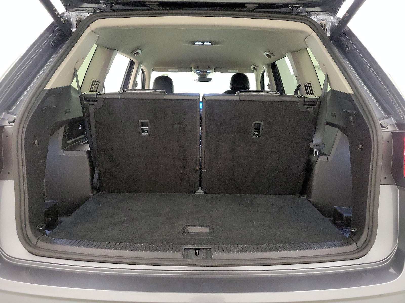 2025 Volkswagen Atlas SE w/Tech - Photo 22