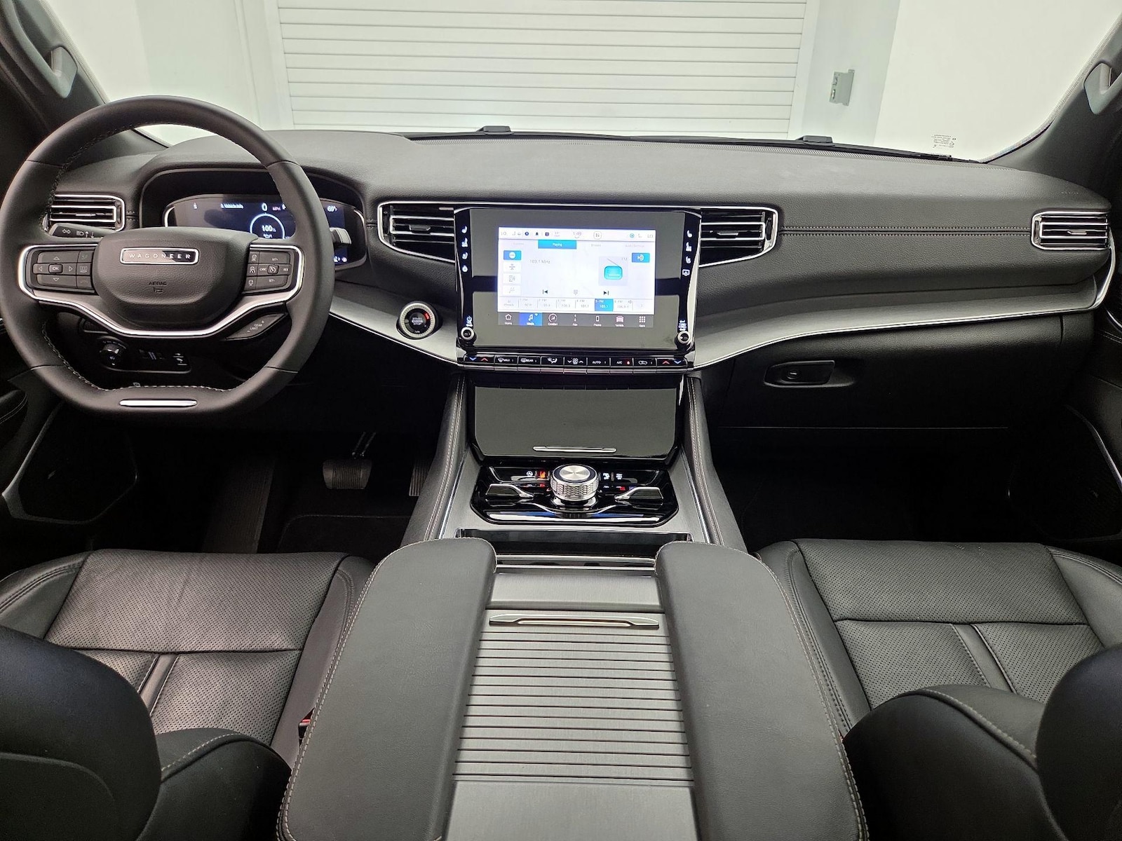 2024 Jeep Wagoneer Series II - Photo 10
