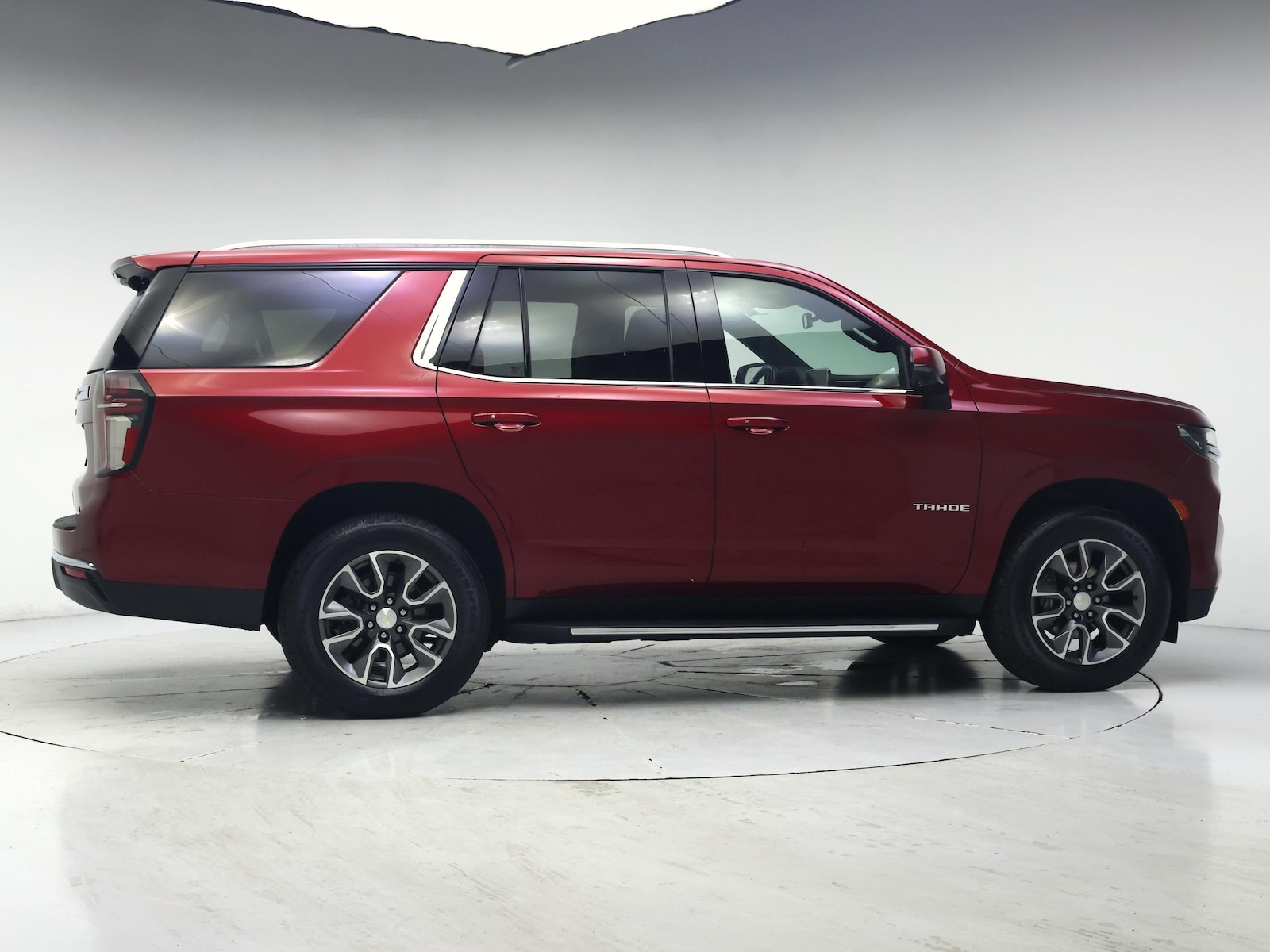 2021 Chevrolet Tahoe LT - Photo 8