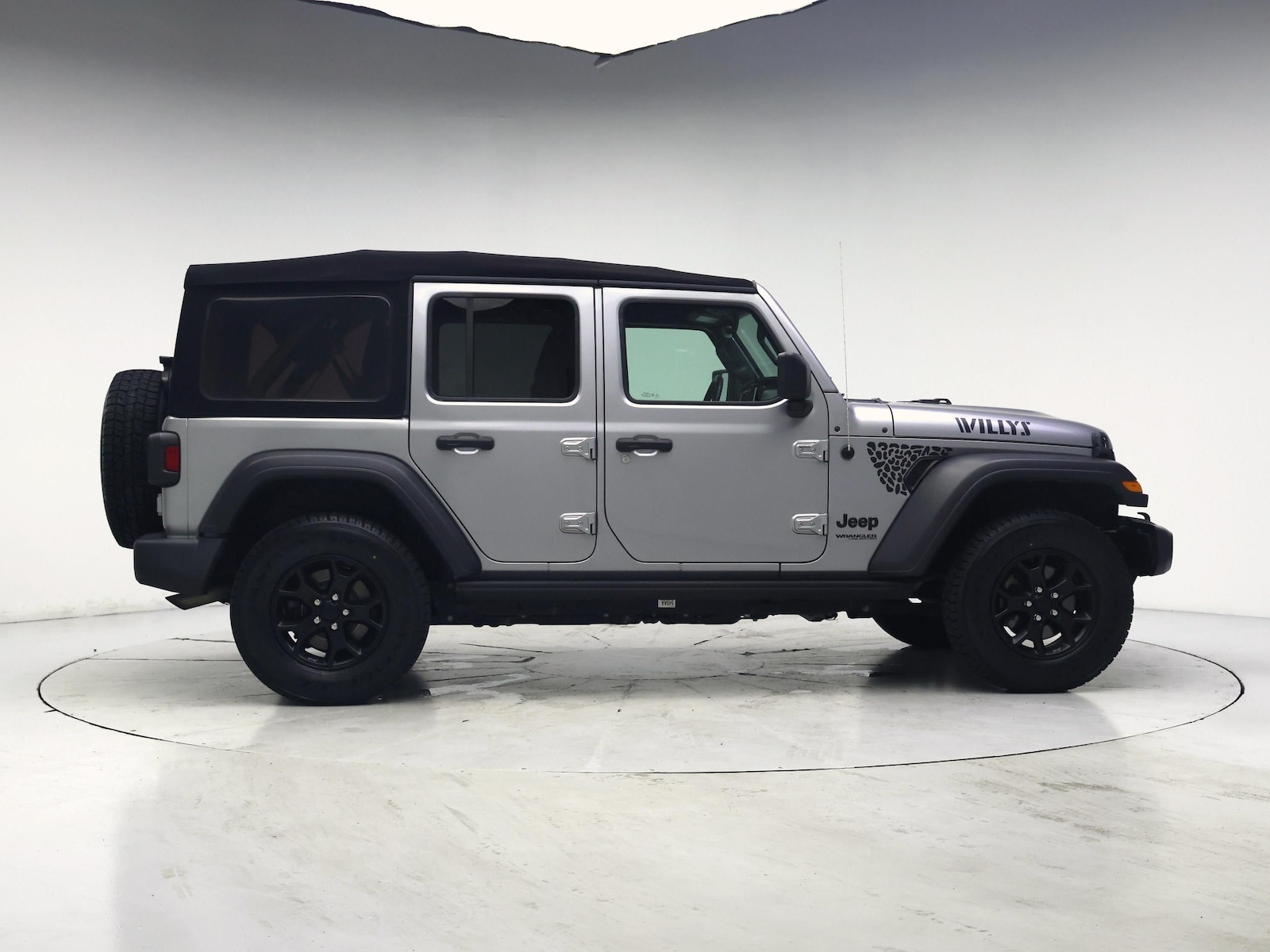 2021 Jeep Wrangler Unlimited Willys - Photo 8