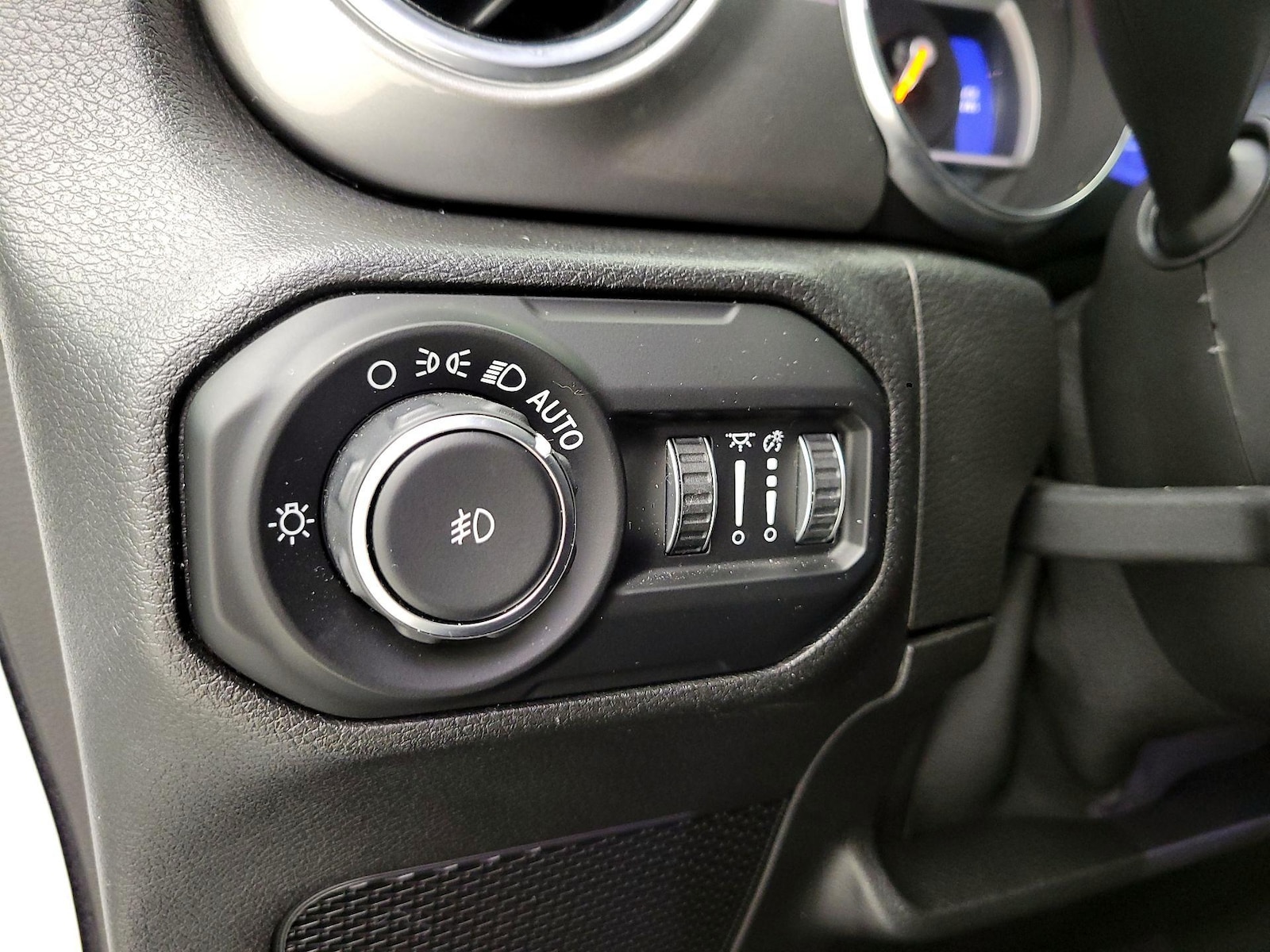 2021 Jeep Wrangler Unlimited Sahara - Photo 14