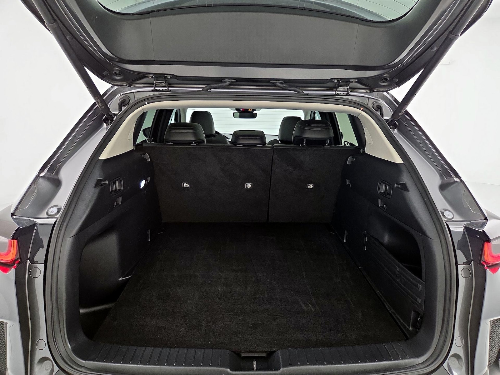 2025 Mazda CX-50 Premium - Photo 22