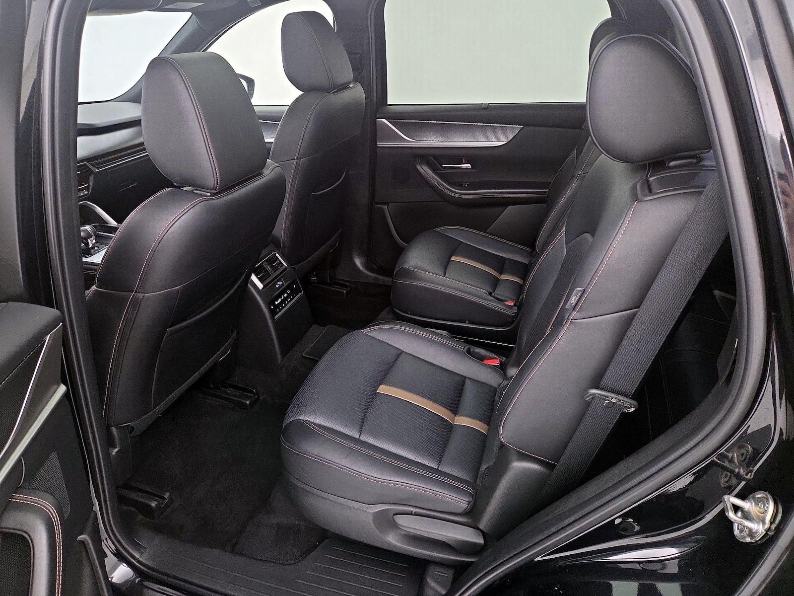 Rear Air Conditioning