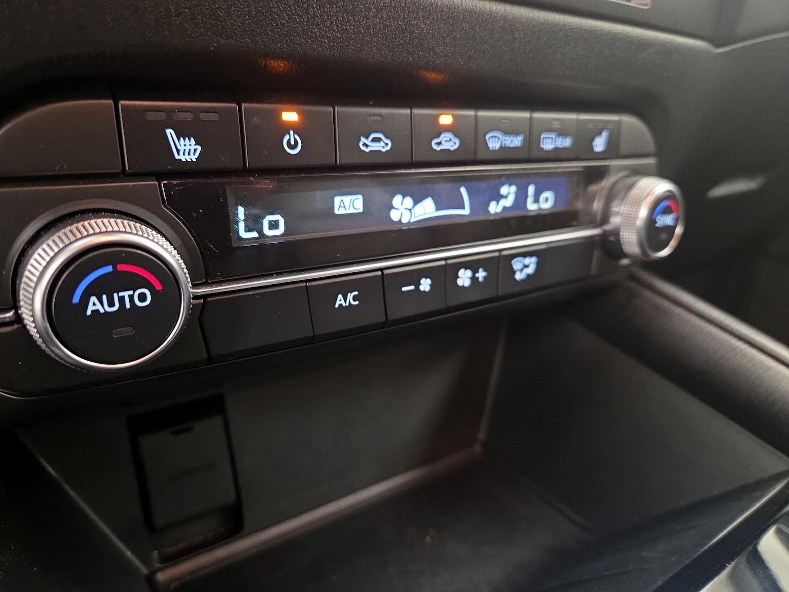 2025 Mazda CX-5 S Preferred package - Photo 17