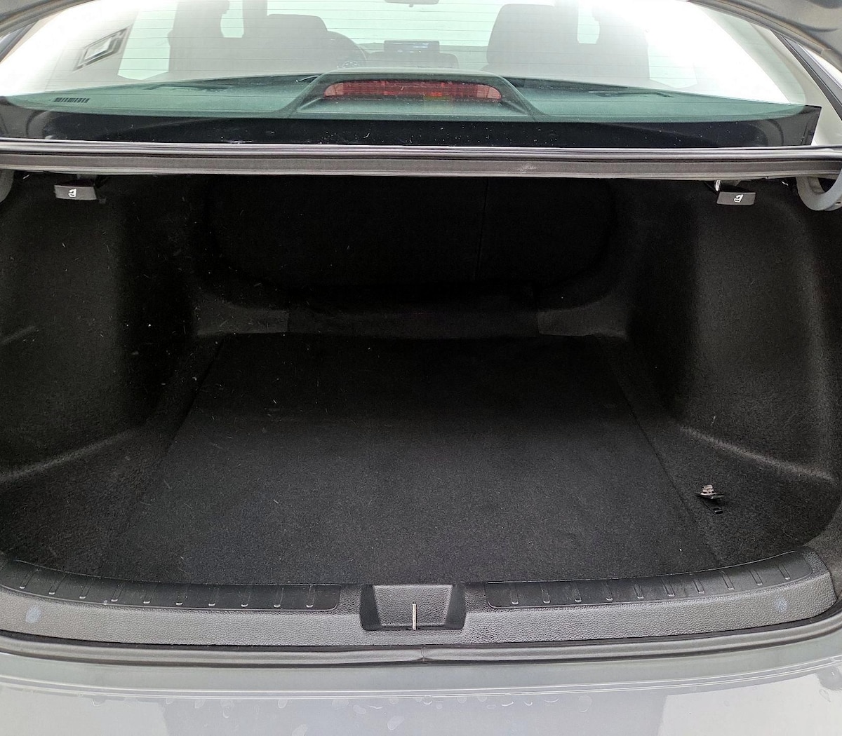 Trunk/Cargo (Seats Up)
