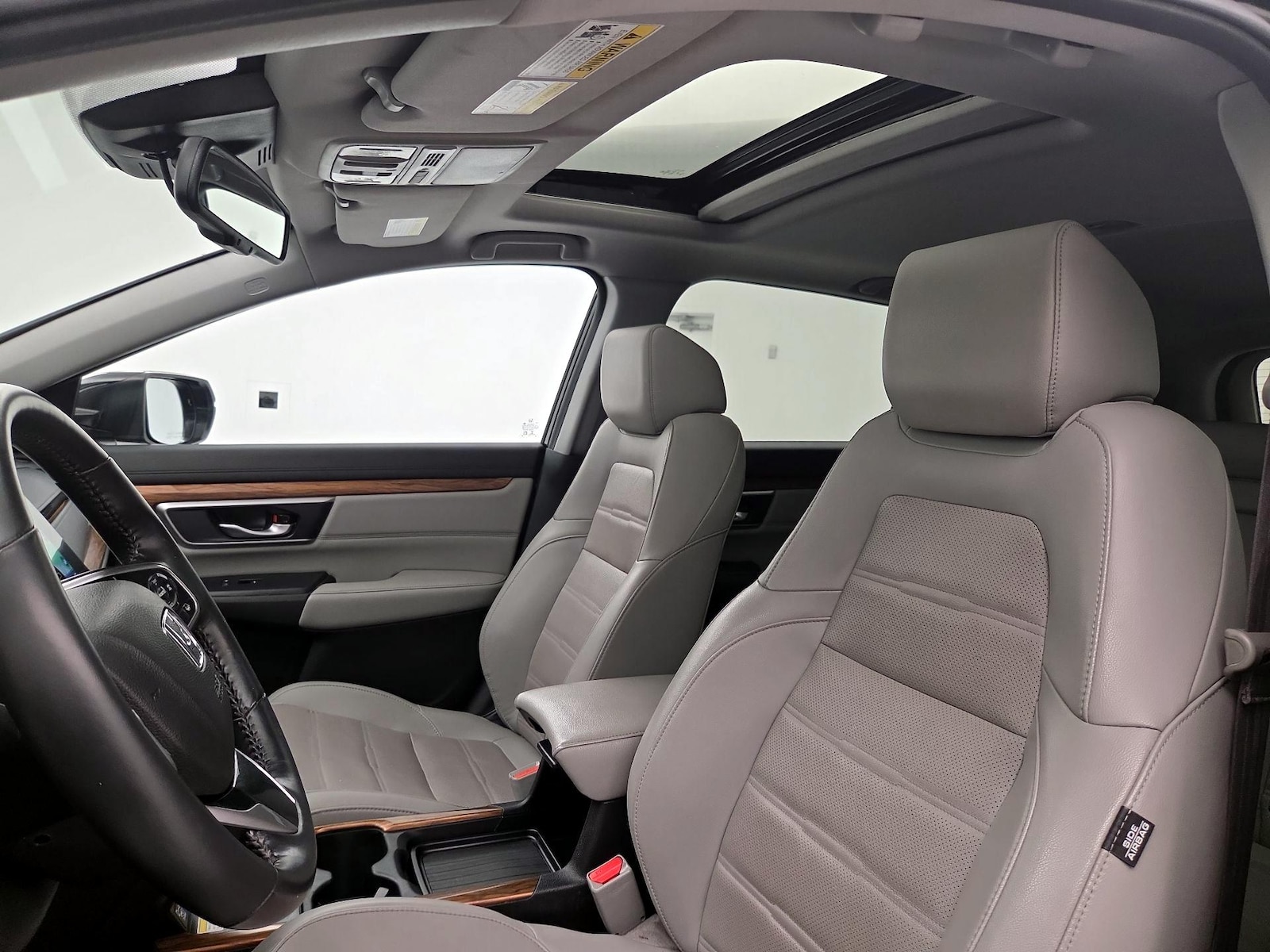 Sunroof(s) & Overhead Airbags
