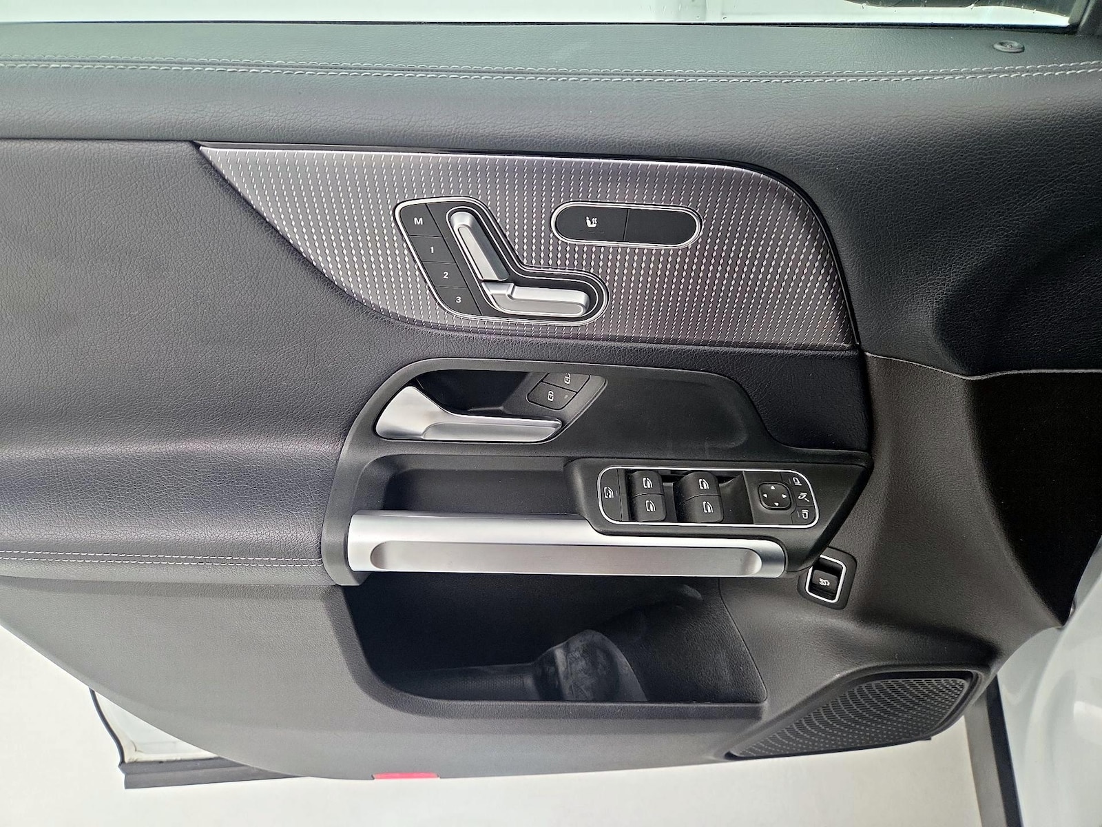 2020 Mercedes-Benz GLB Base - Photo 13