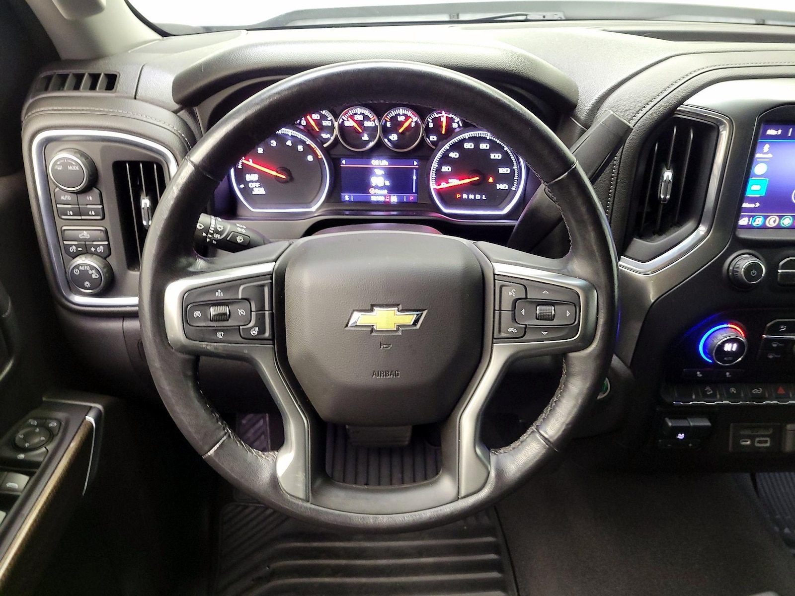 2020 Chevrolet Silverado 1500 LT - Photo 11