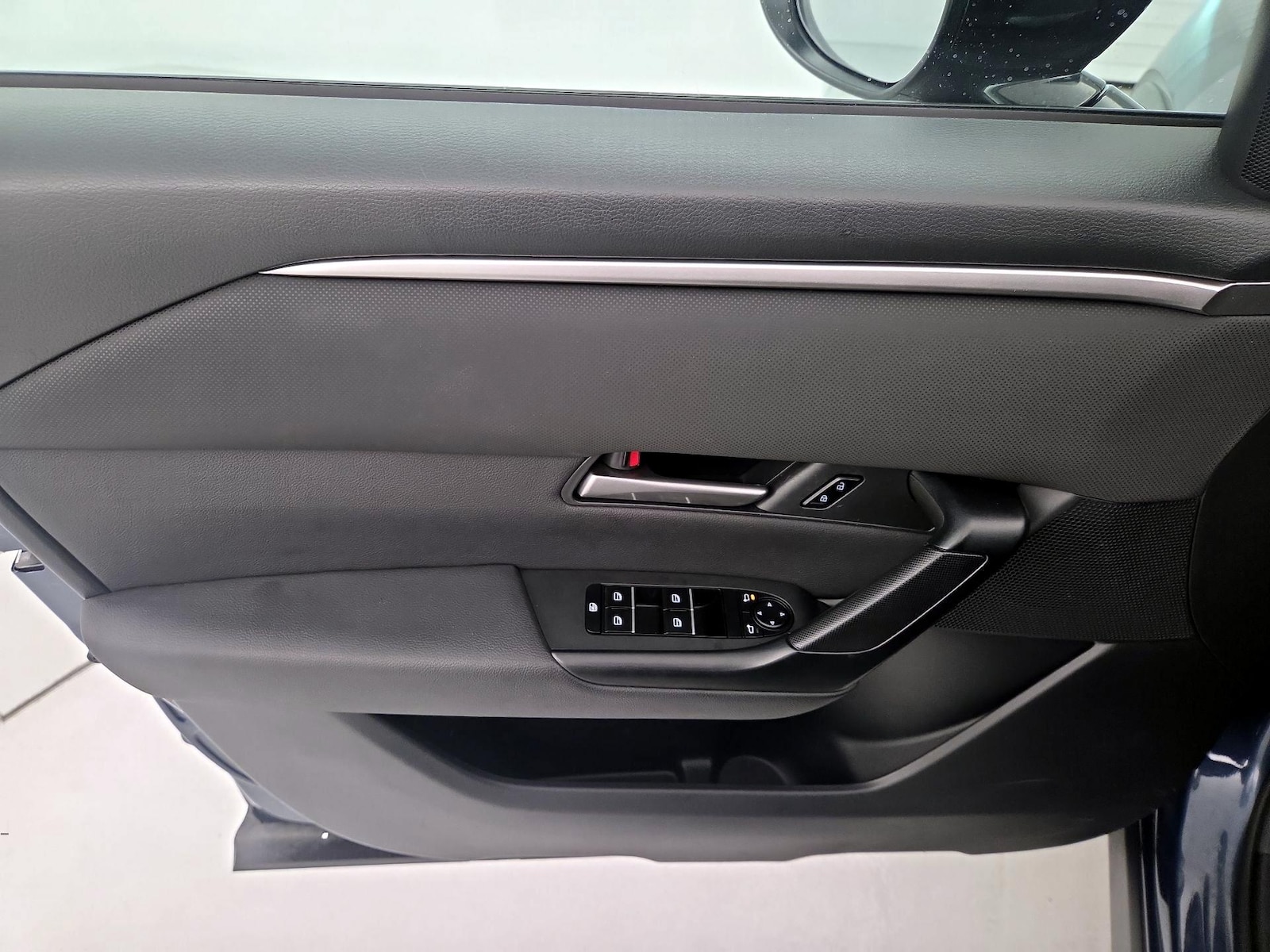 2025 Mazda CX-50 Premium - Photo 13