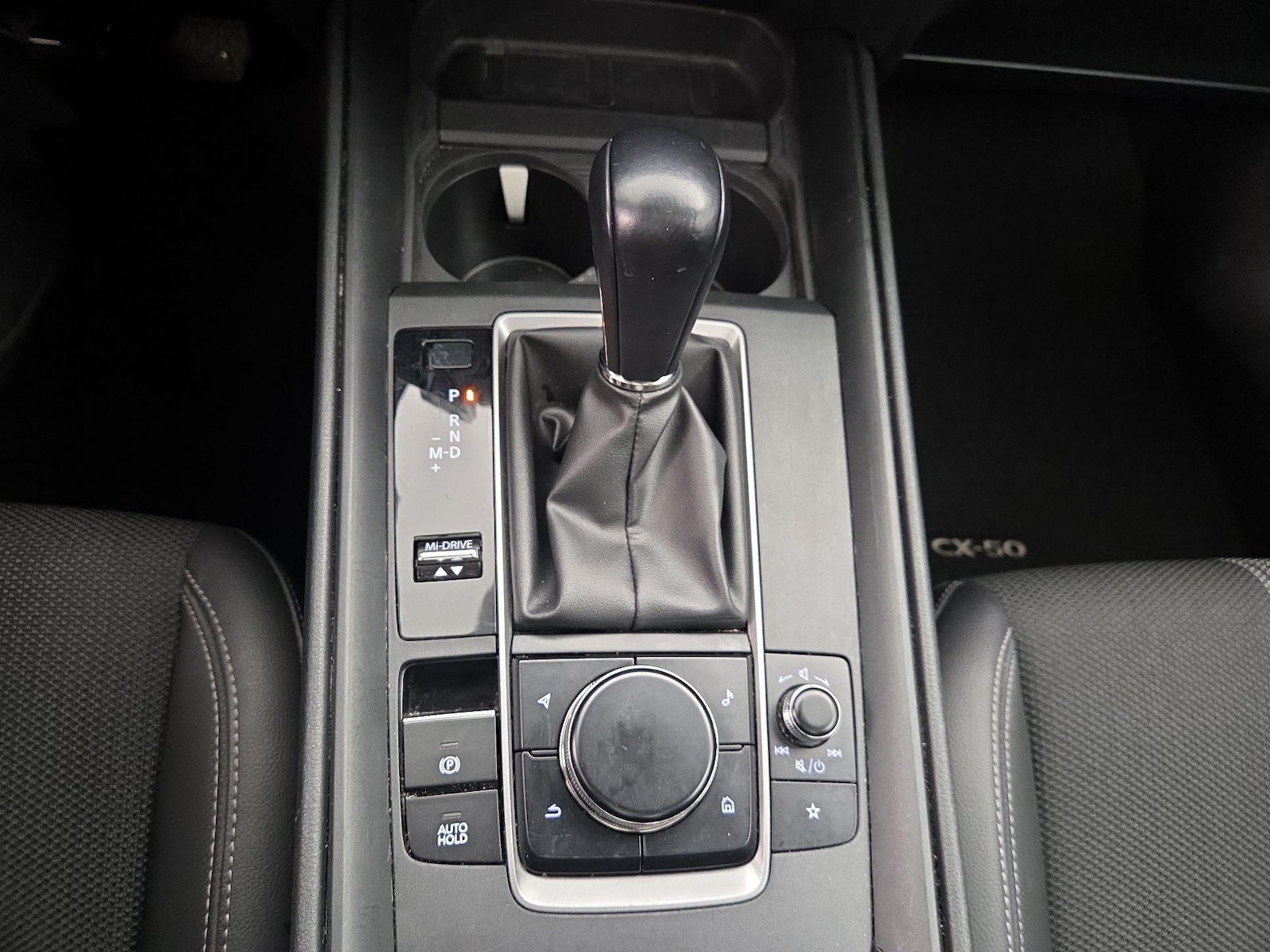 2025 Mazda CX-50 Premium - Photo 18
