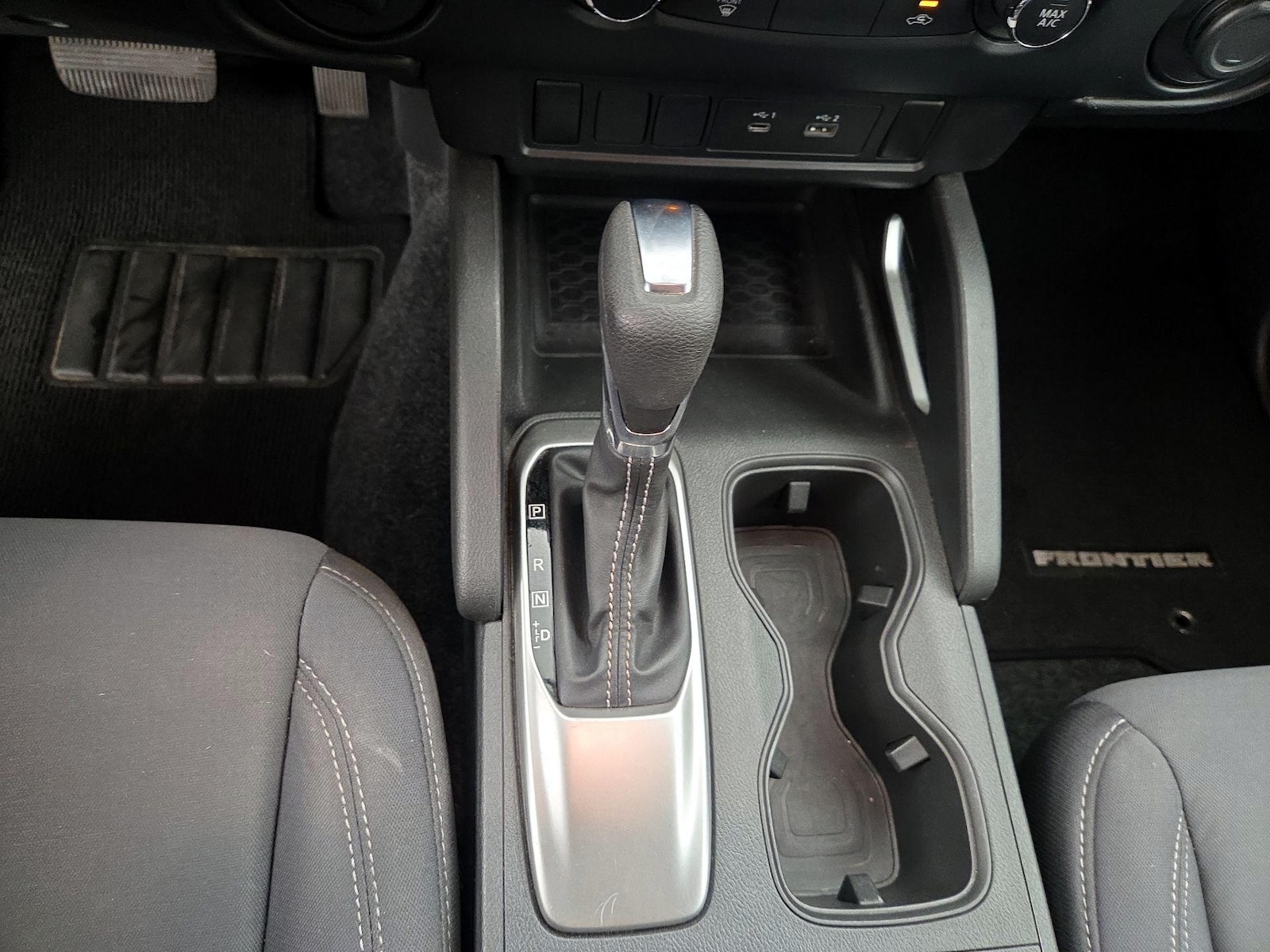2022 Nissan Frontier SV - Photo 18