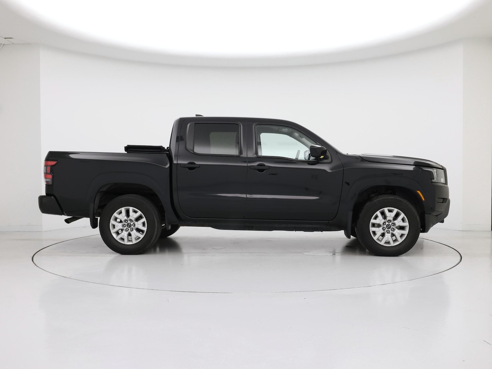 2022 Nissan Frontier SV - Photo 8
