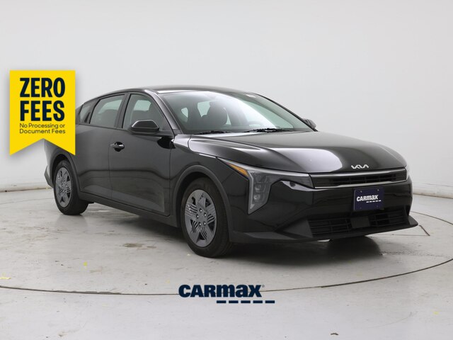 Black 2026 Kia K4 Sedan Front-Wheel Drive Automatic