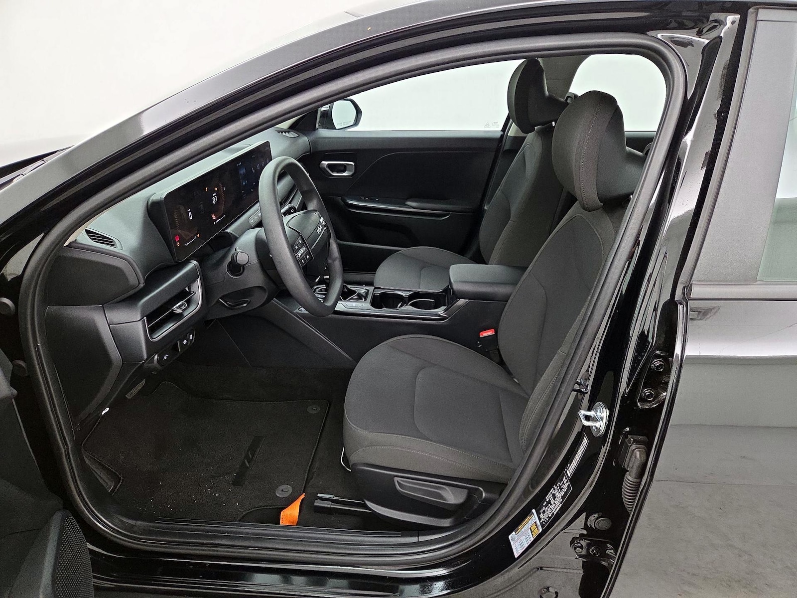 2026 Kia K4 LX - Photo 12