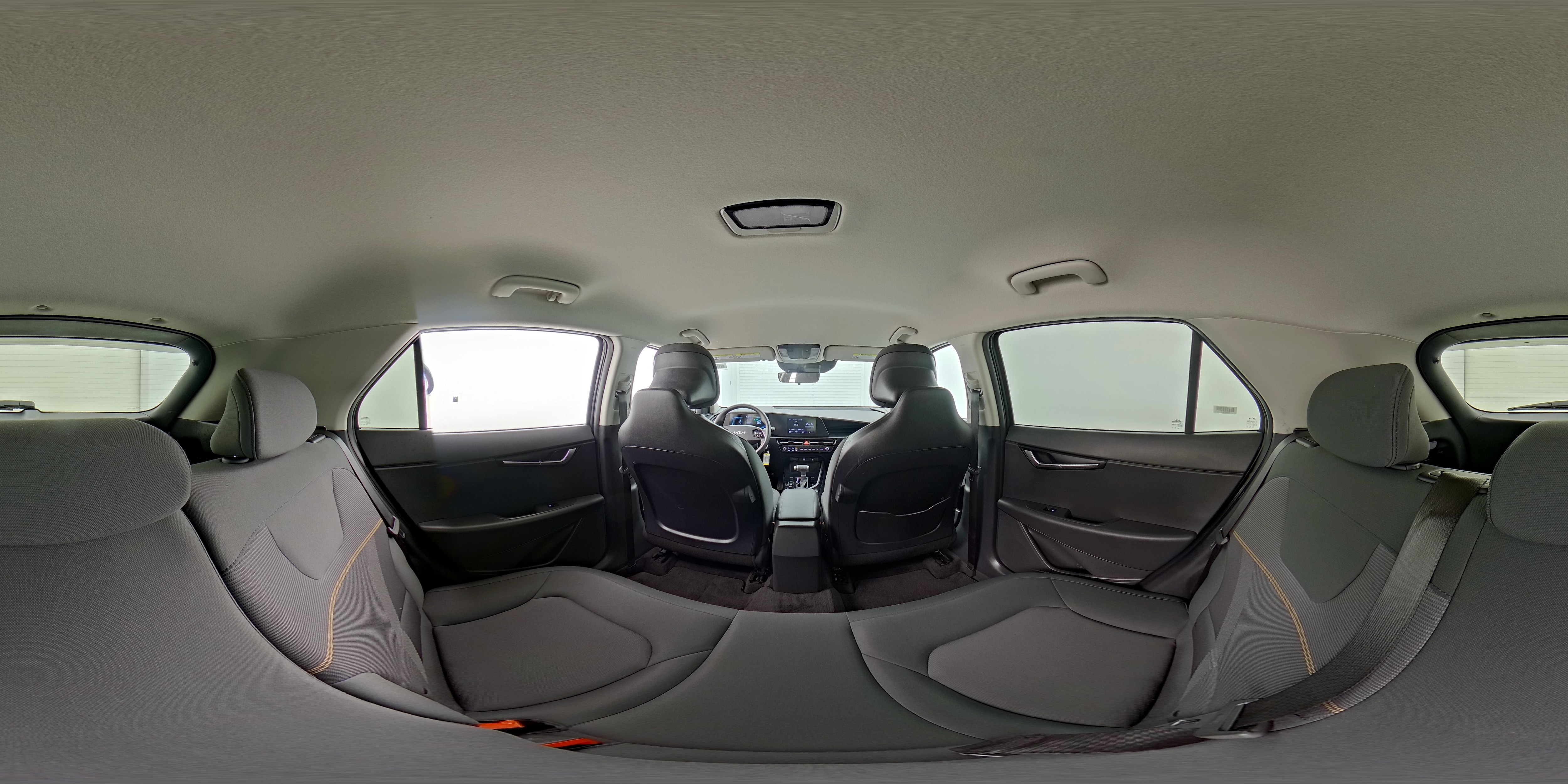 2025 Kia Niro LX - Photo 25