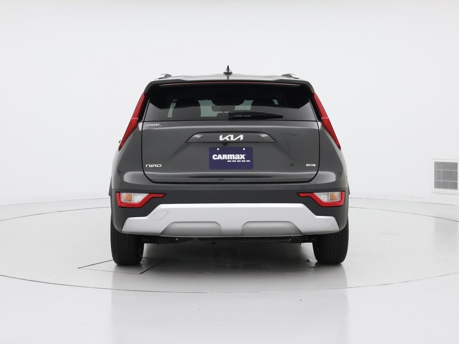 2025 Kia Niro LX - Photo 7