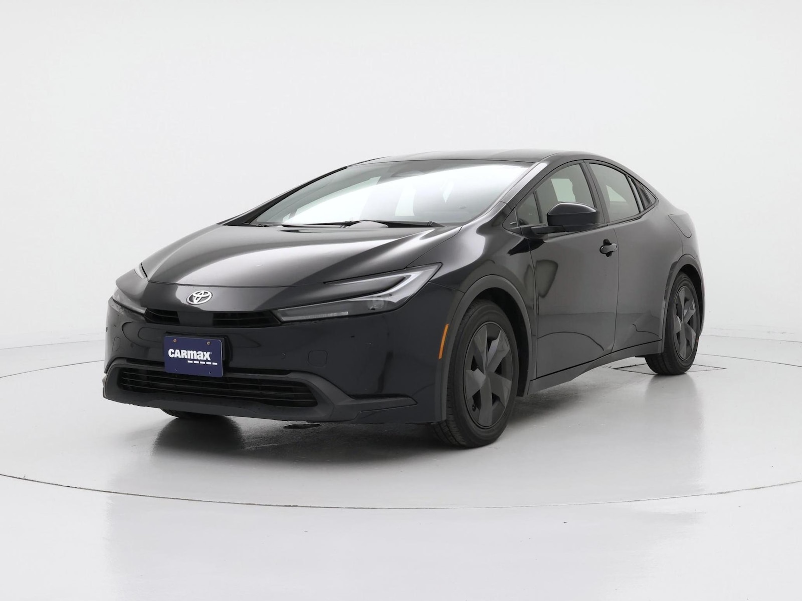 2025 Toyota Prius LE - Photo 5