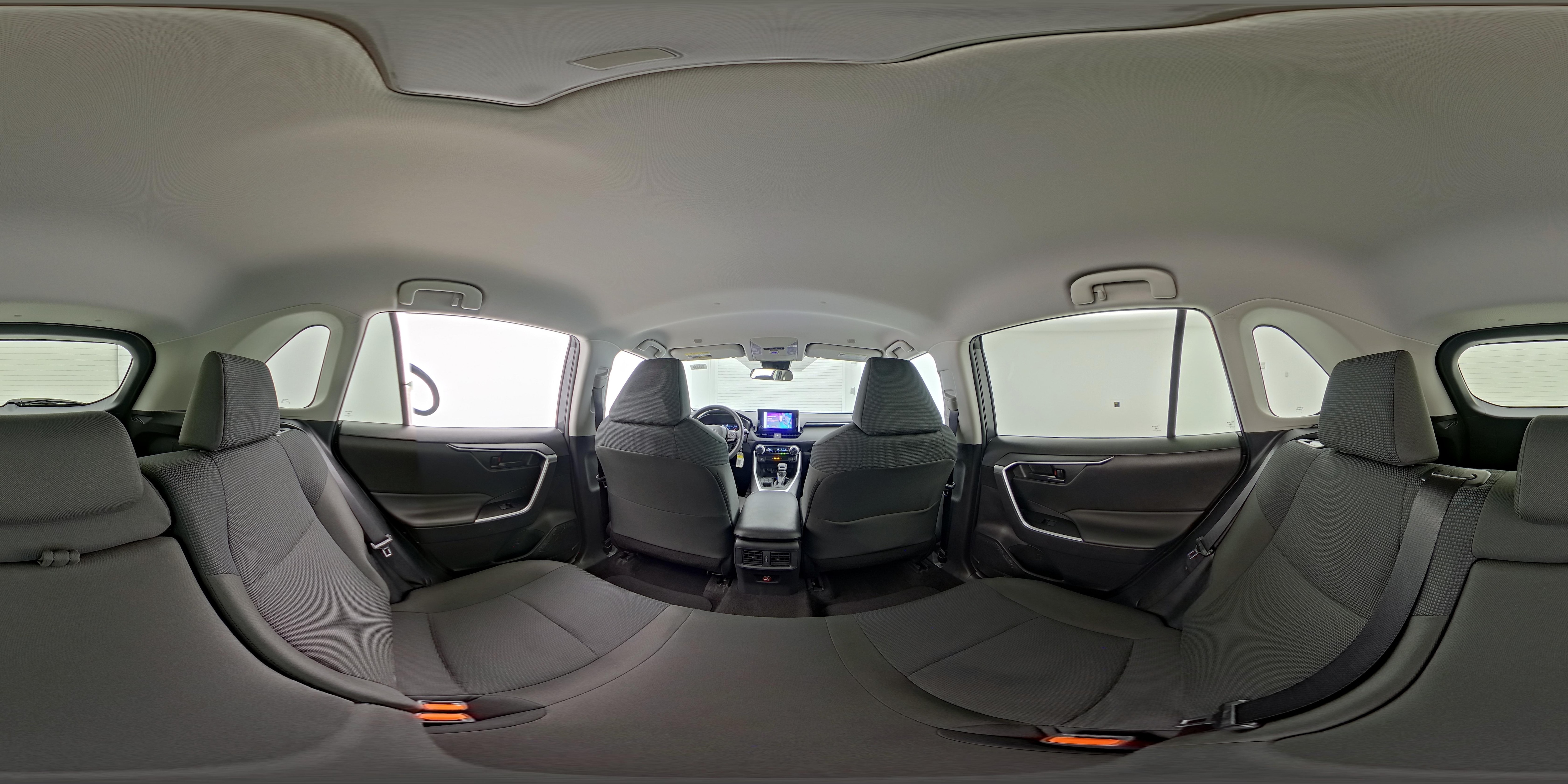 2025 Toyota RAV4 LE - Photo 25