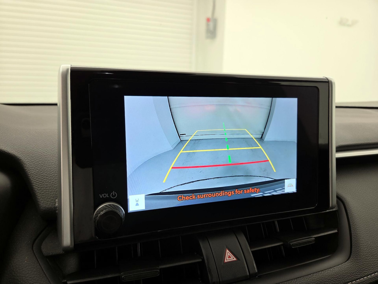 2025 Toyota RAV4 LE - Photo 15