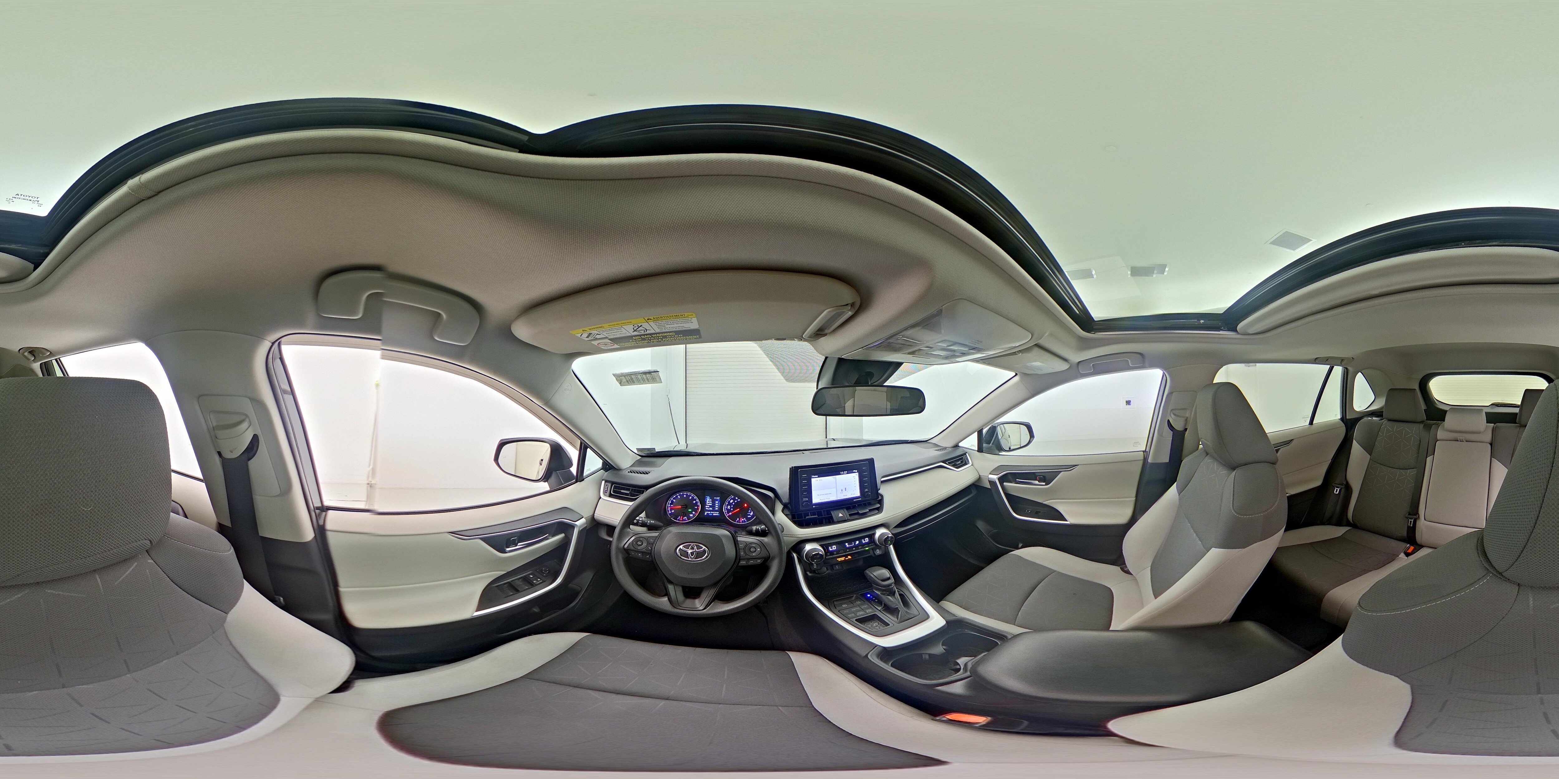 2021 Toyota RAV4 XLE - Photo 27