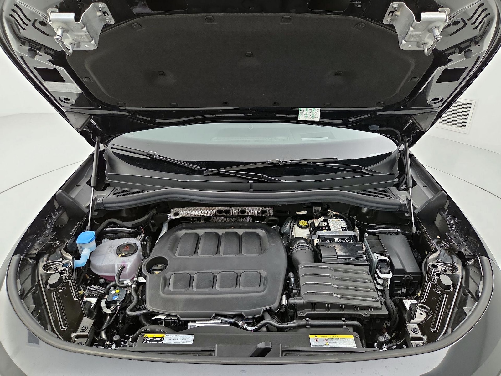 2025 Volkswagen Tiguan SE R-LINE BLACK - Photo 24