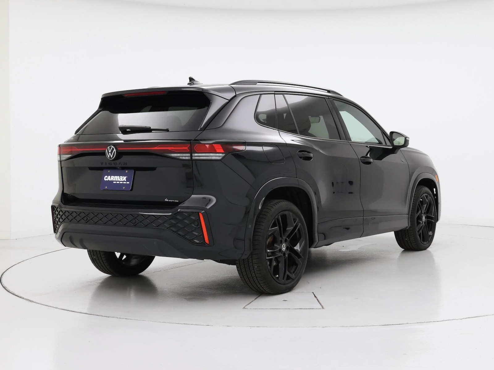 2025 Volkswagen Tiguan SE R-LINE BLACK - Photo 9