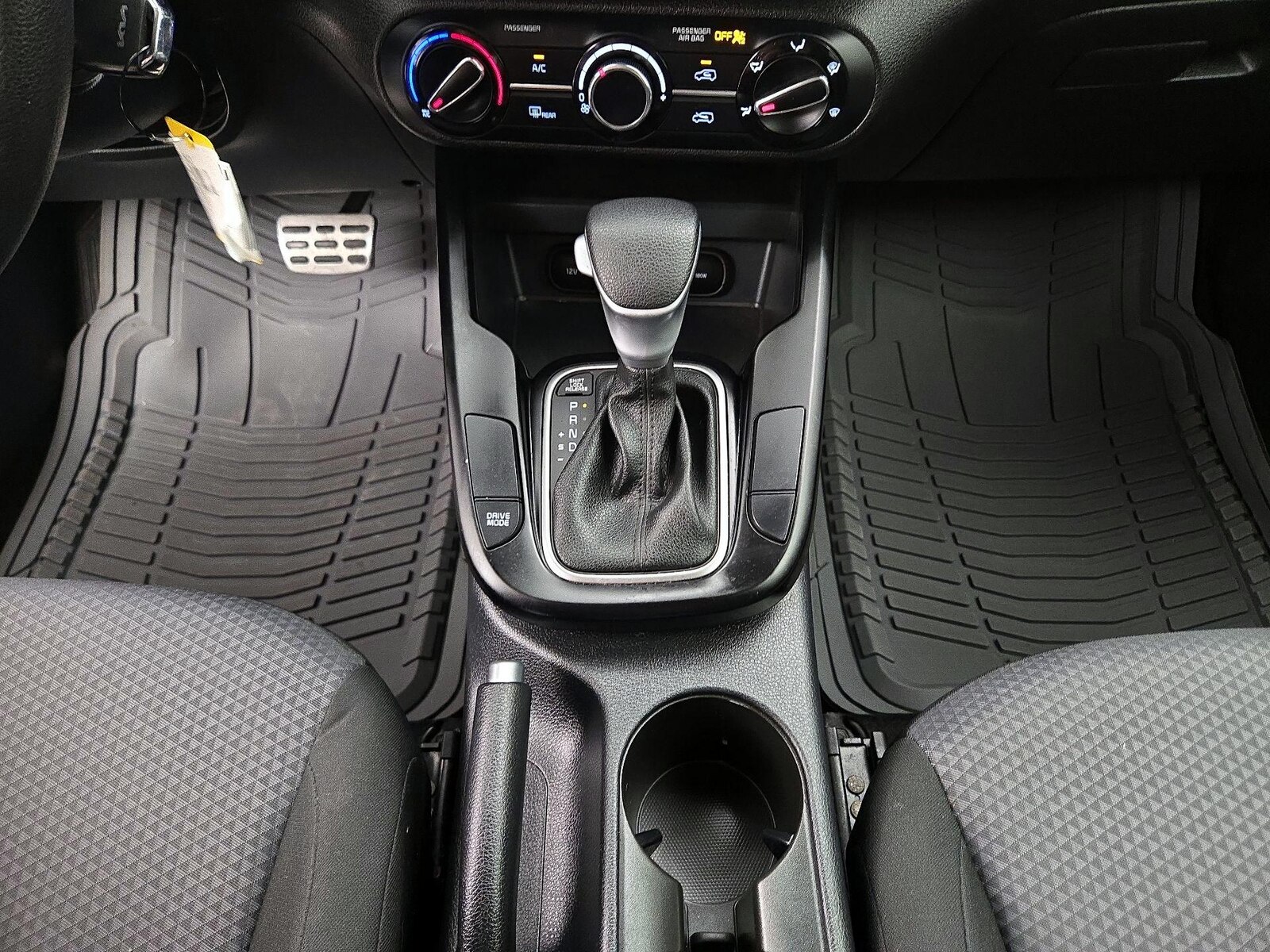 2023 Kia Soul LX - Photo 18