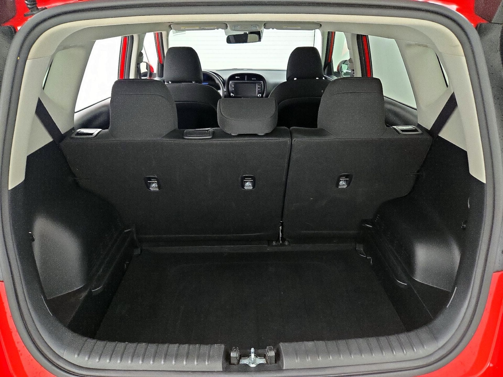 2023 Kia Soul LX - Photo 21