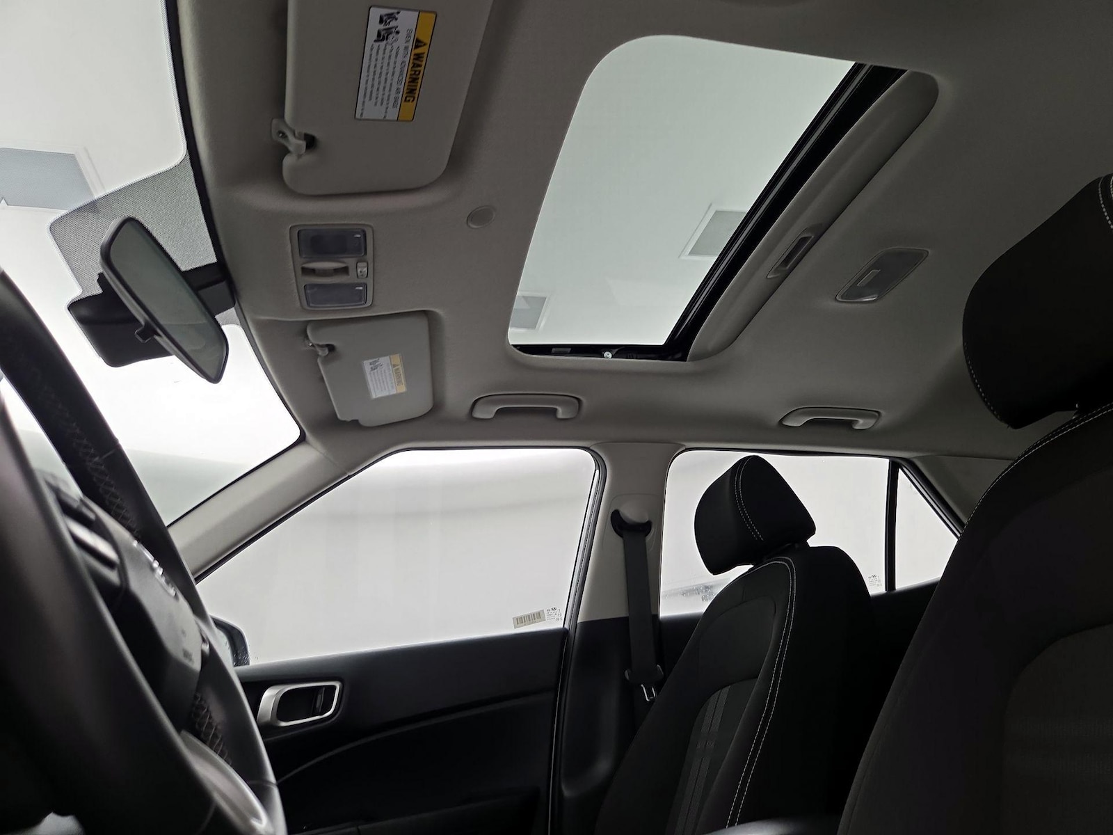 Sunroof(s) & Overhead Airbags