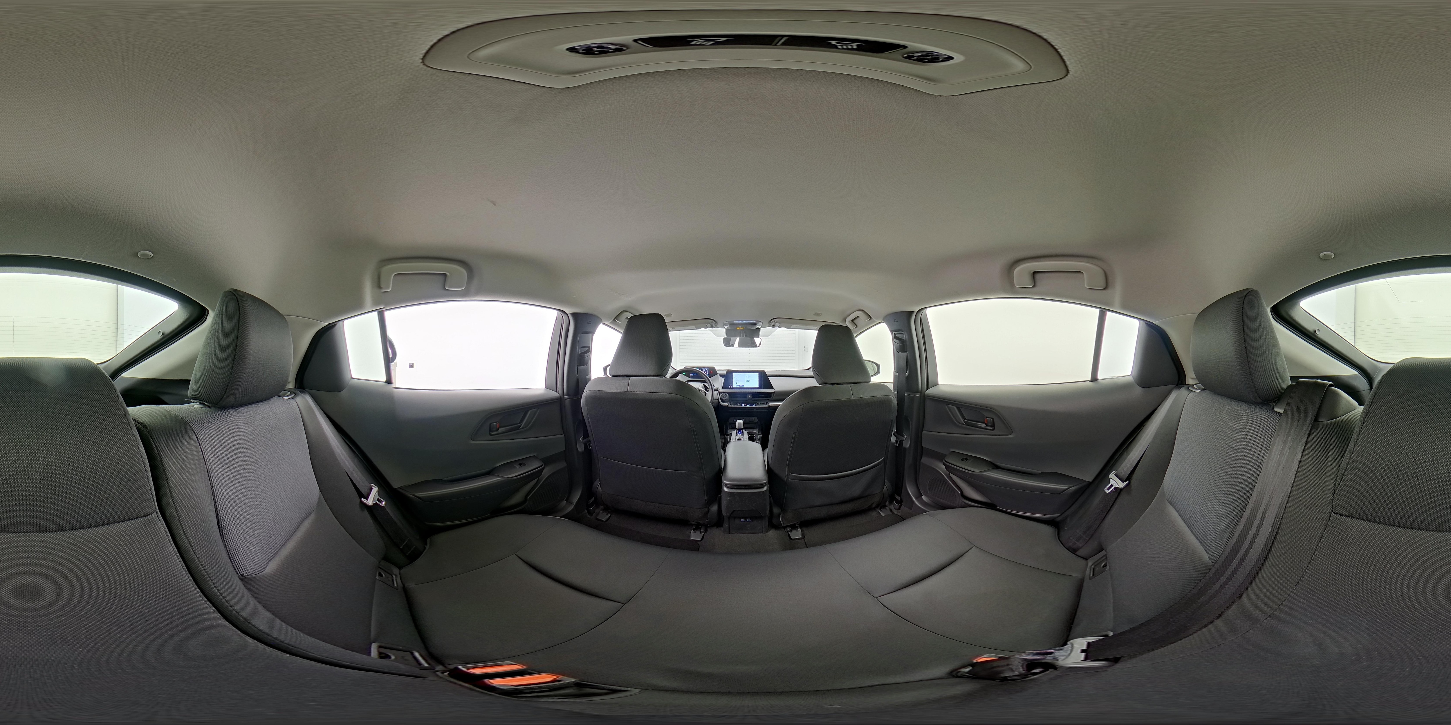2025 Toyota Prius LE - Photo 25