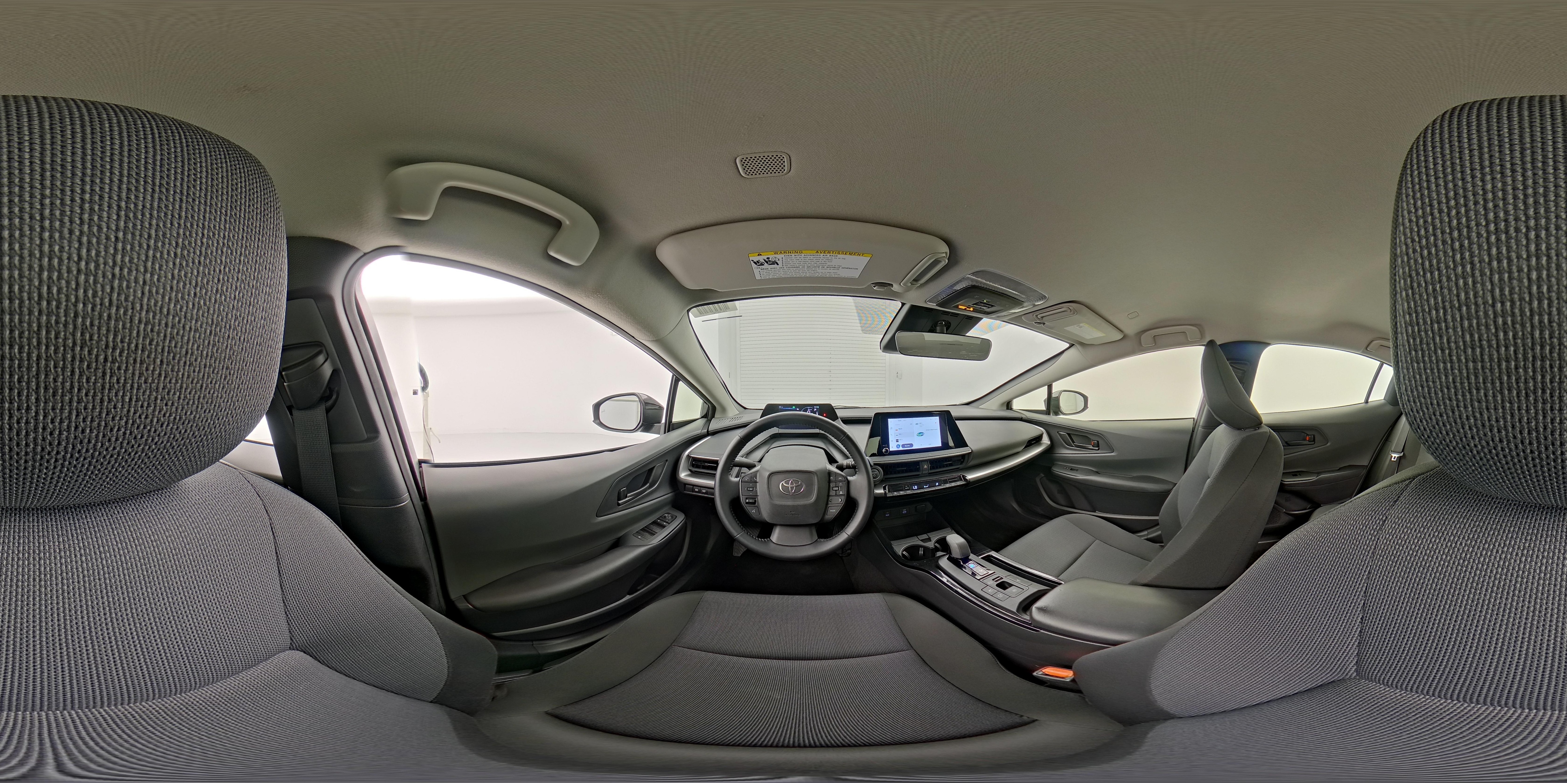 2025 Toyota Prius LE - Photo 26