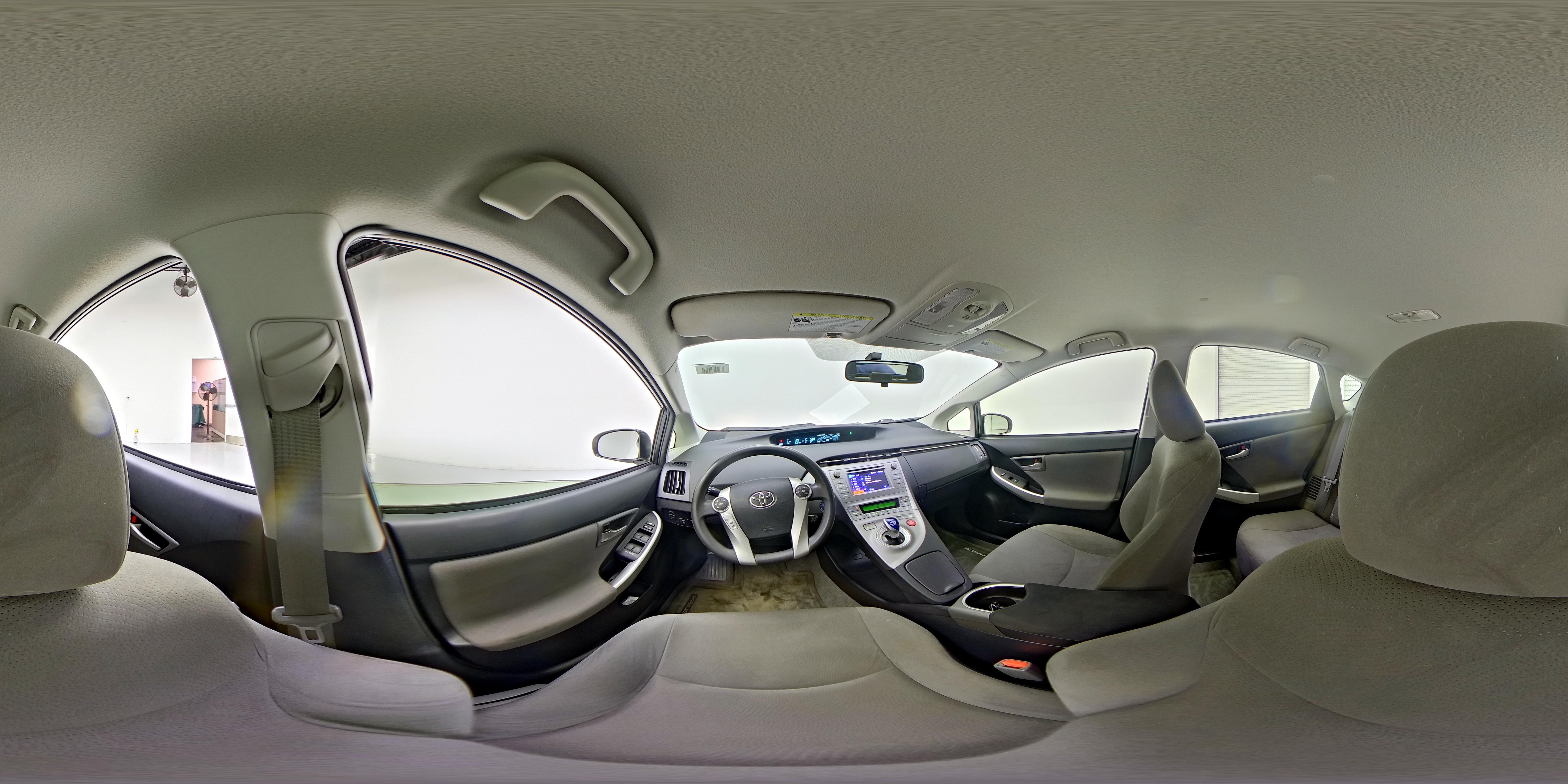 2015 Toyota Prius Four - Photo 26
