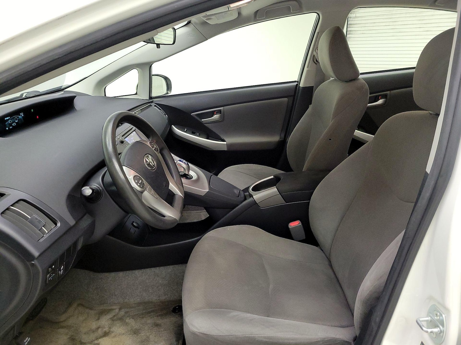 2015 Toyota Prius Four - Photo 12