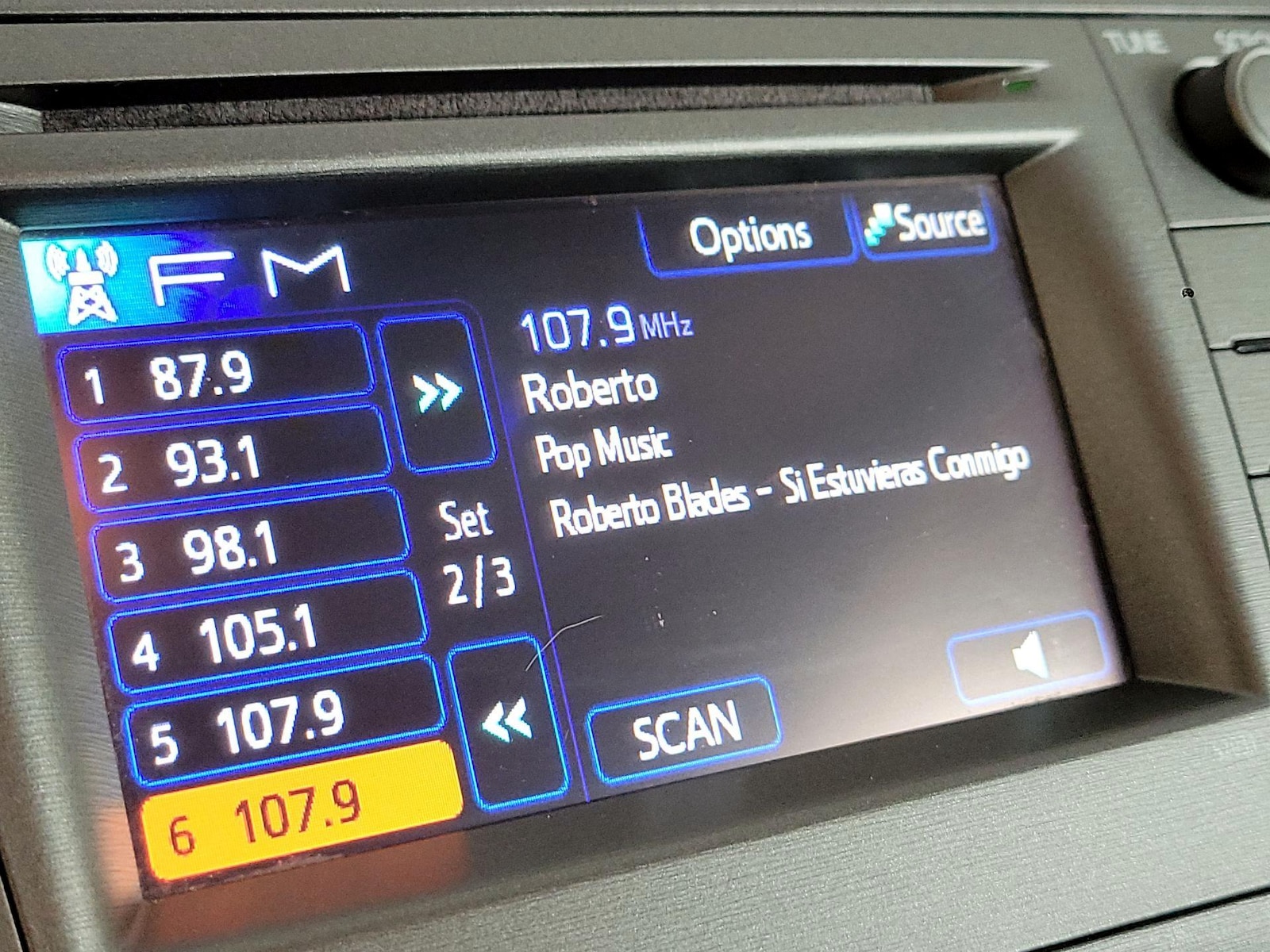 2015 Toyota Prius Four - Photo 16