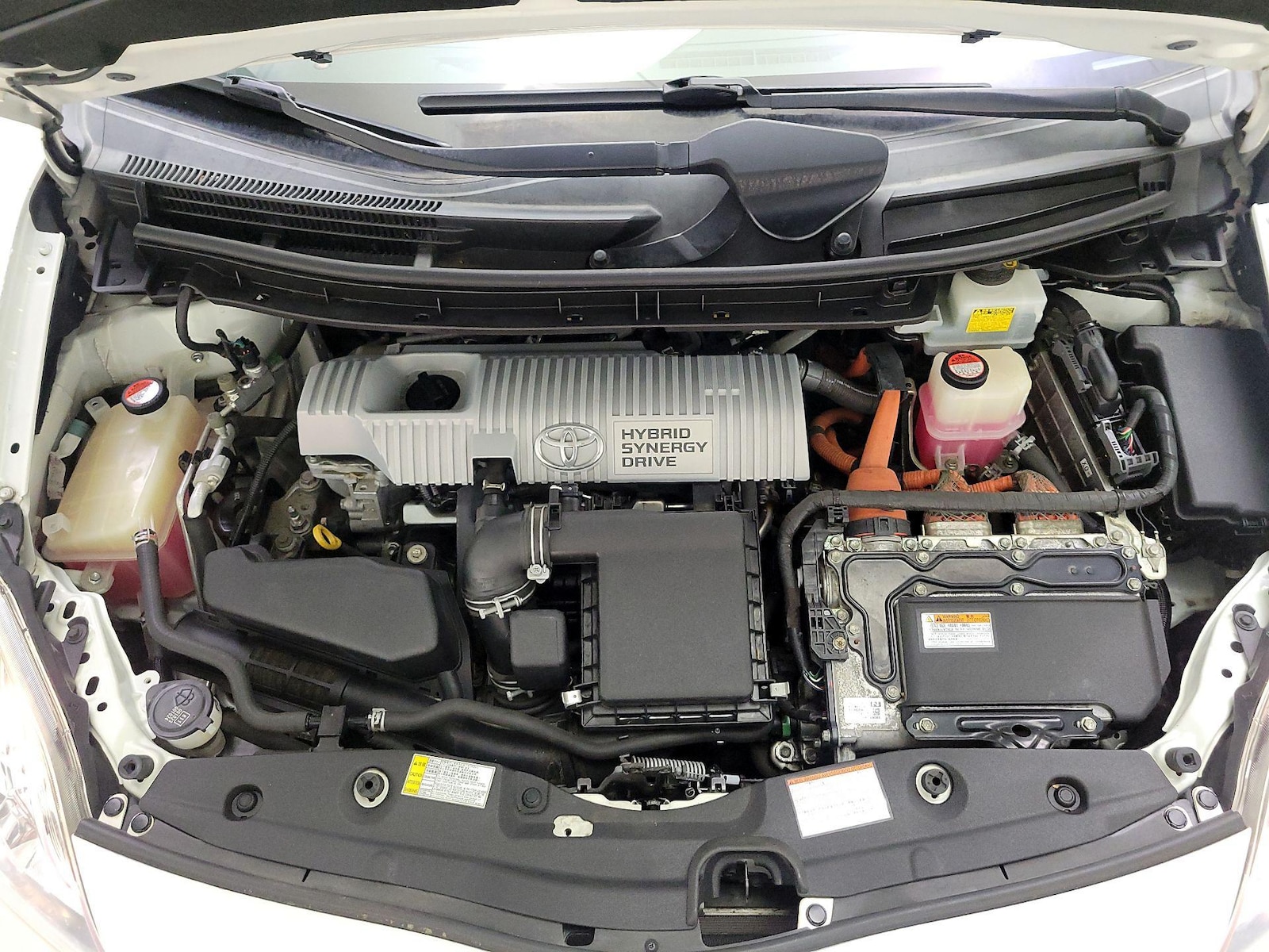 2015 Toyota Prius Four - Photo 22
