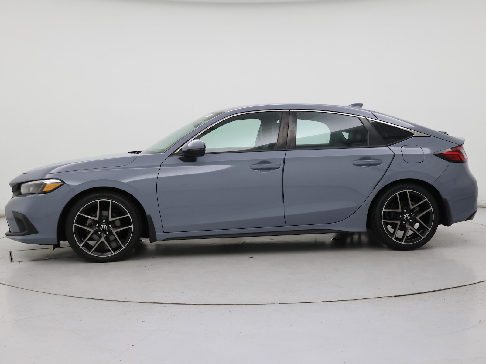 2023 Honda Civic Hatchback Sport Touring - Photo 4