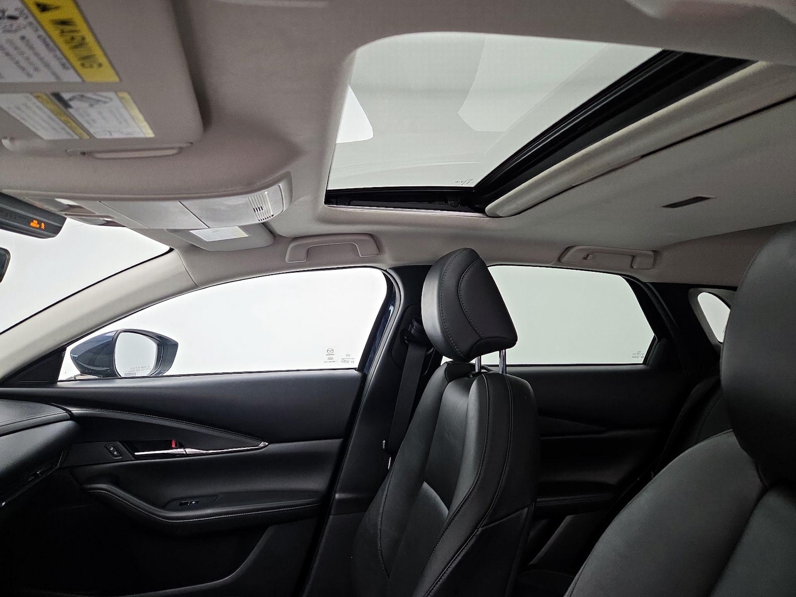 Sunroof(s) & Overhead Airbags