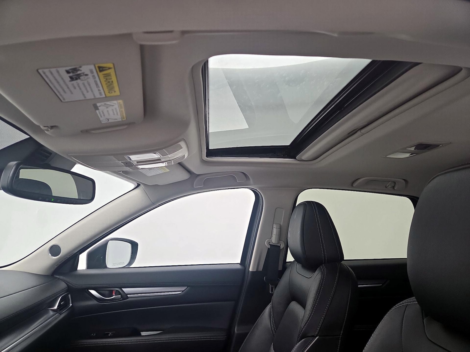 Sunroof(s) & Overhead Airbags